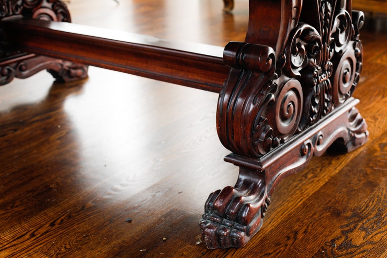 Vintage Mahogany Trestle Dining Table by Henredon