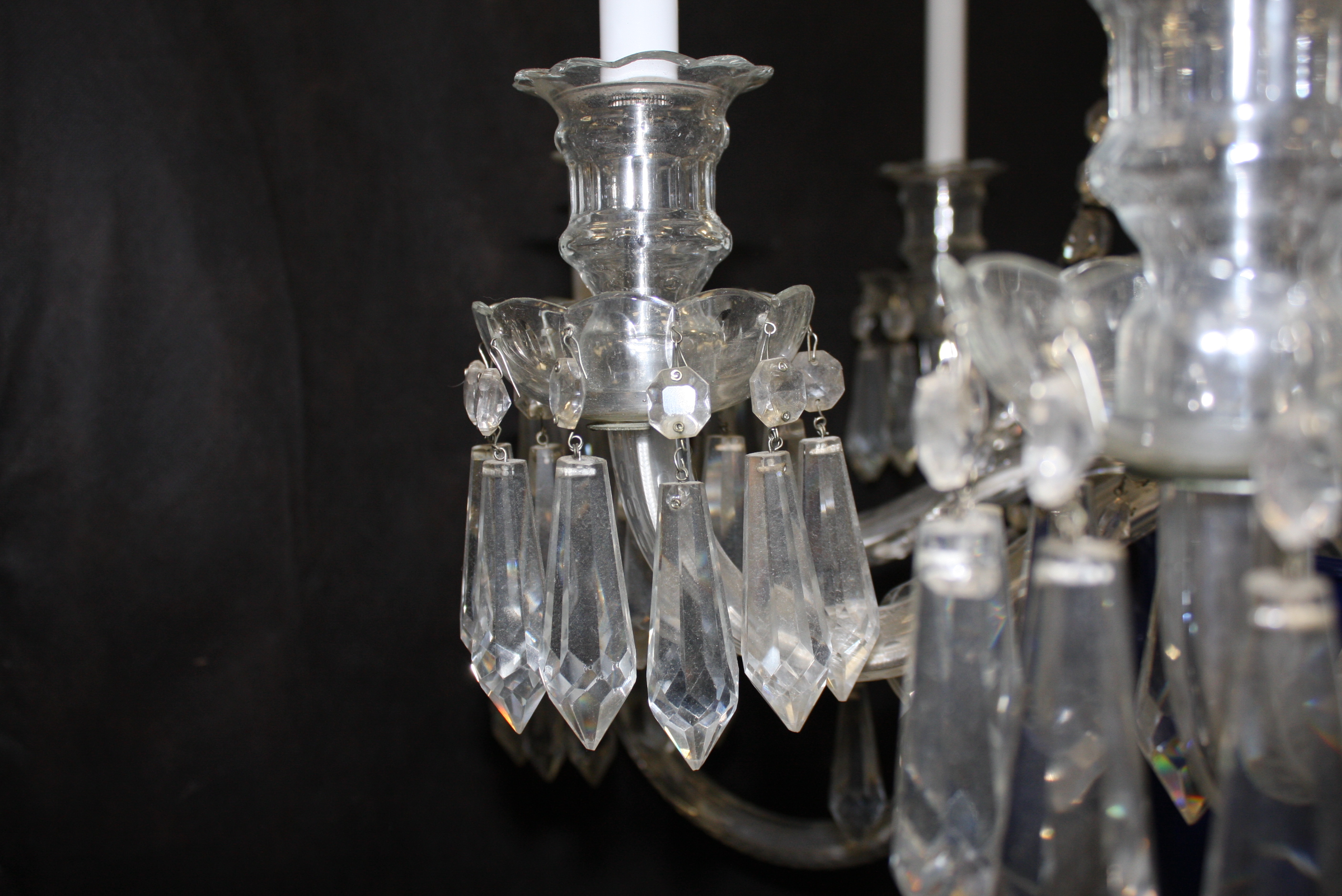 Traditional Style Crystal Chandelier