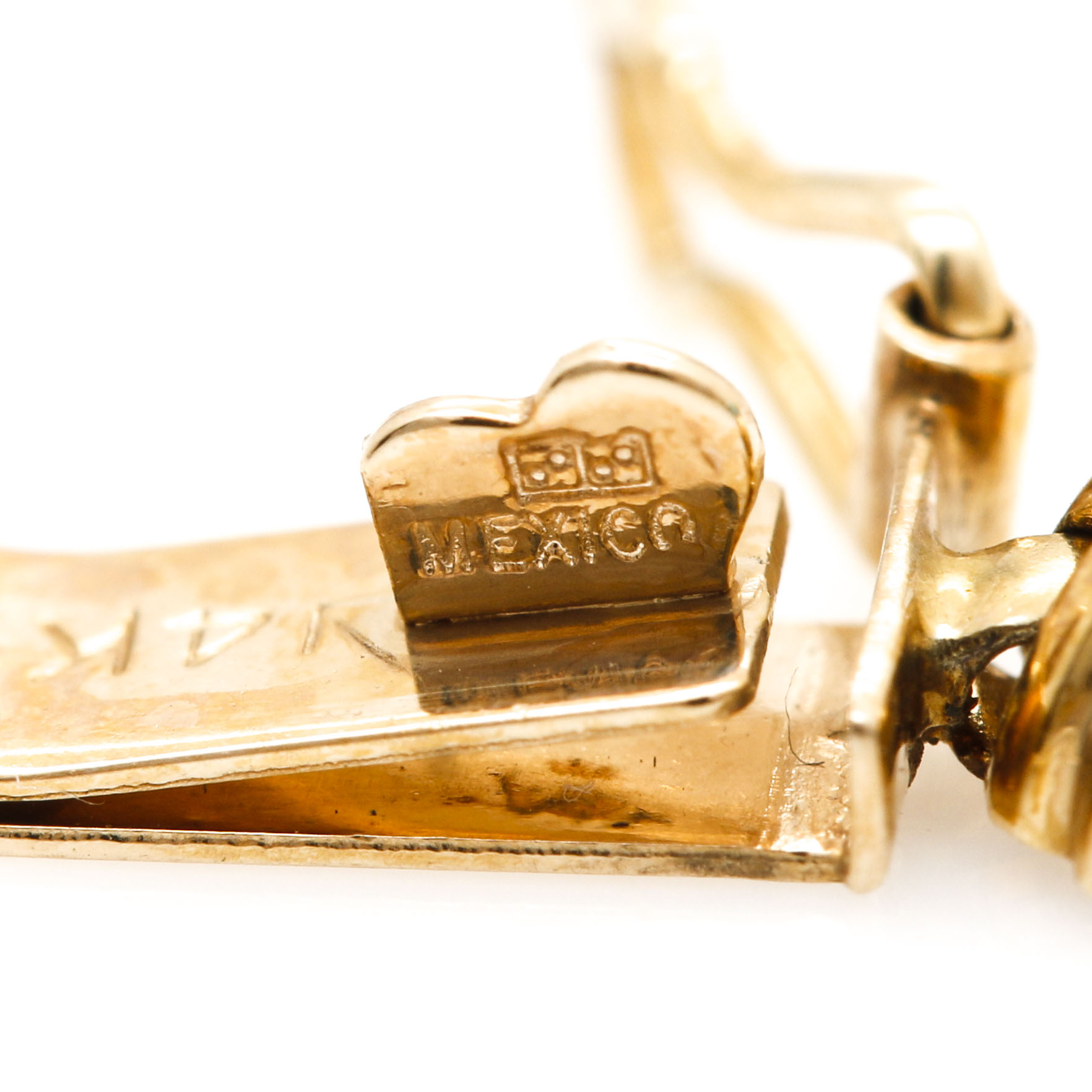 14K Yellow Gold 12.90 CTW Turquoise Bracelet