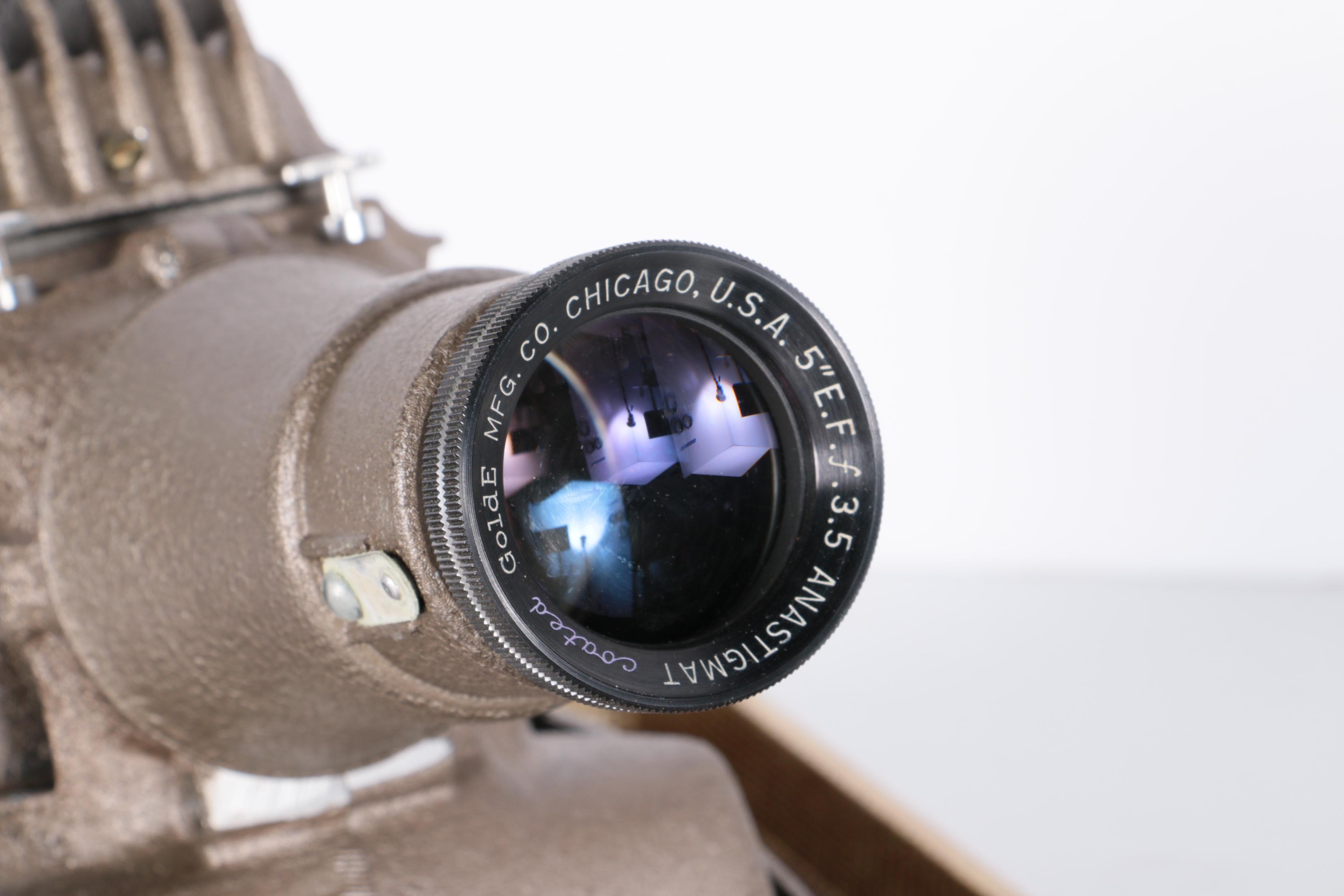 Golde Manumatic Film Slide Projector