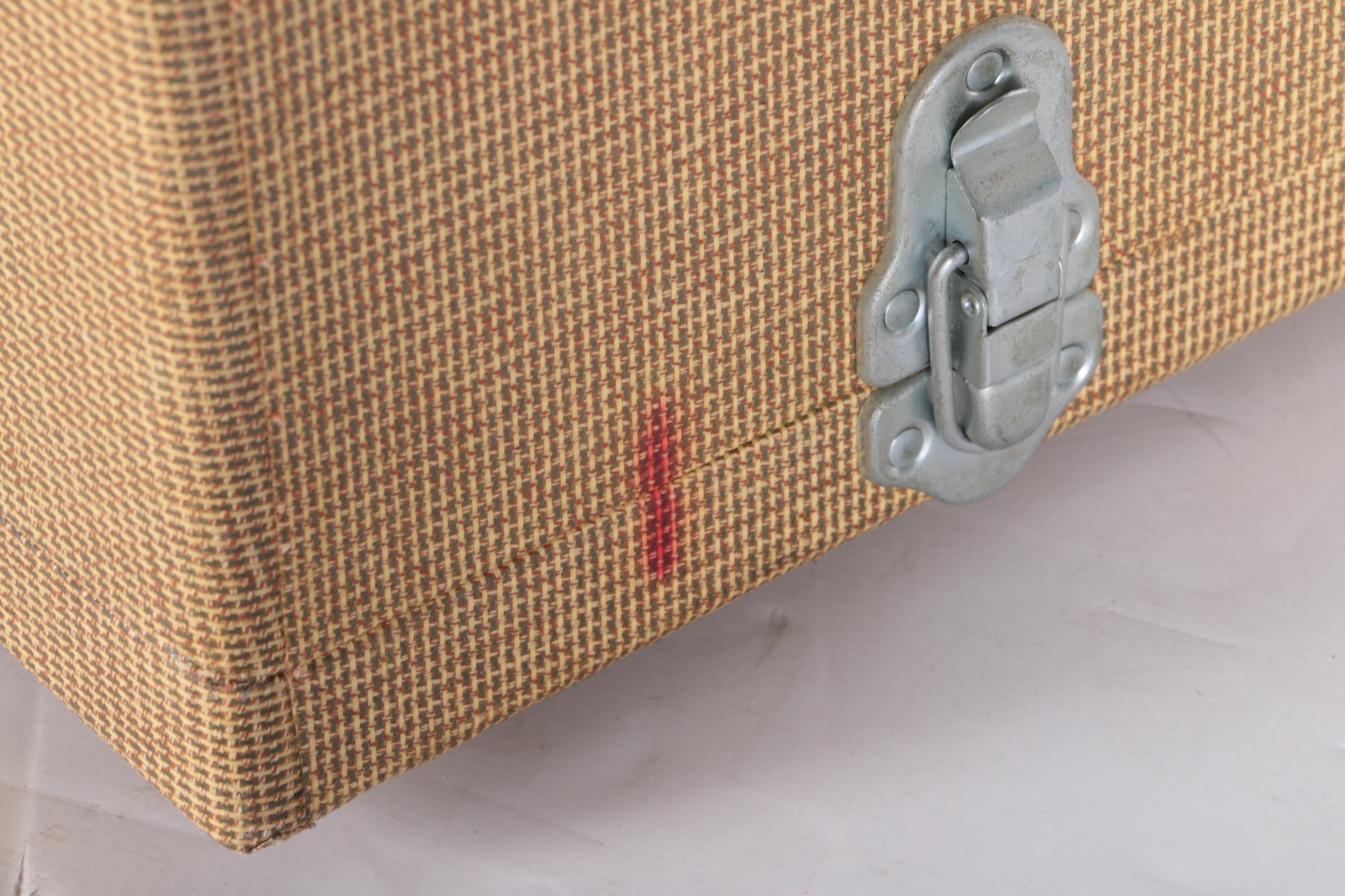 Golde Manumatic Film Slide Projector