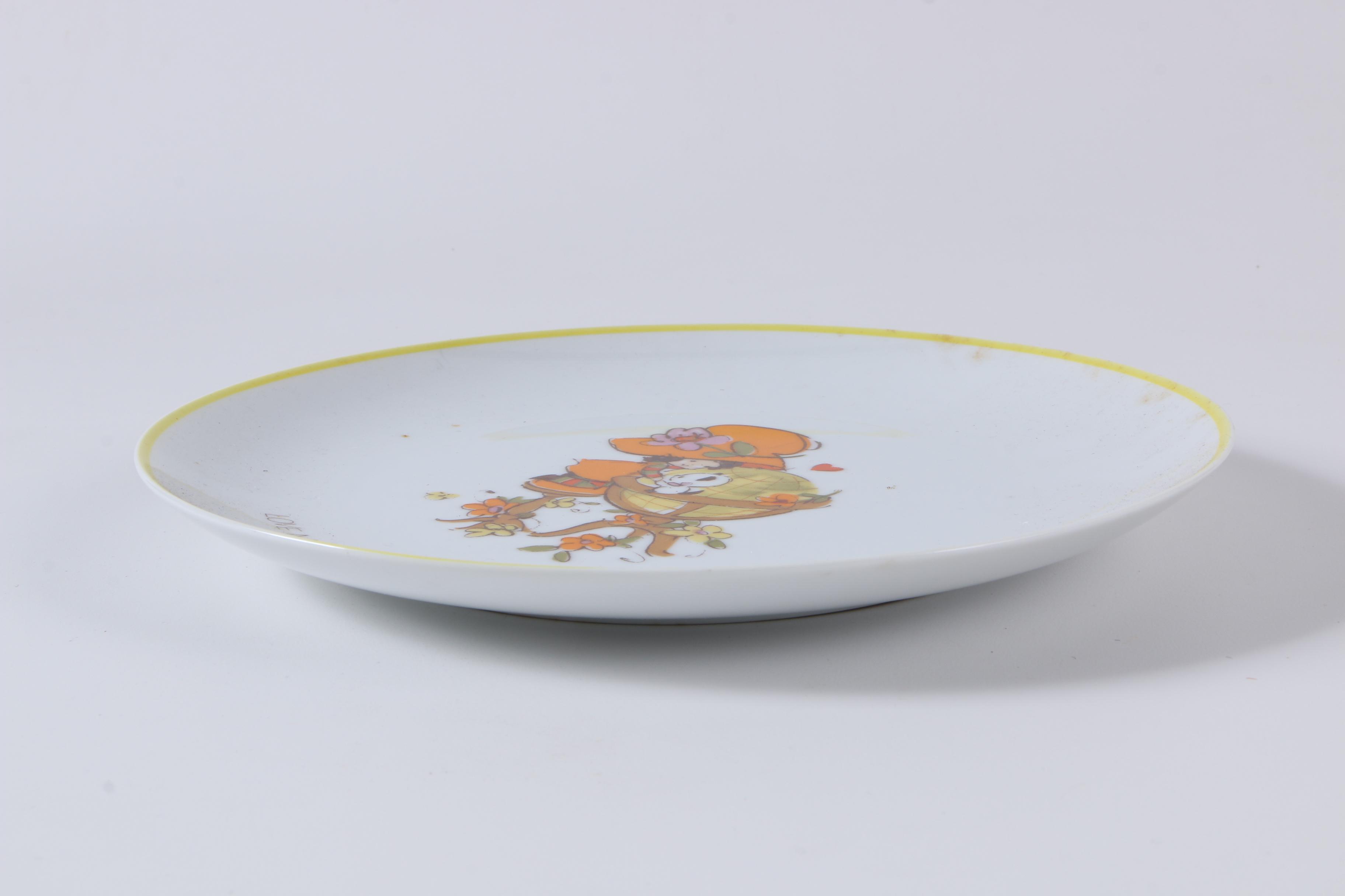 Pair of Japanese Porcelain Dishes