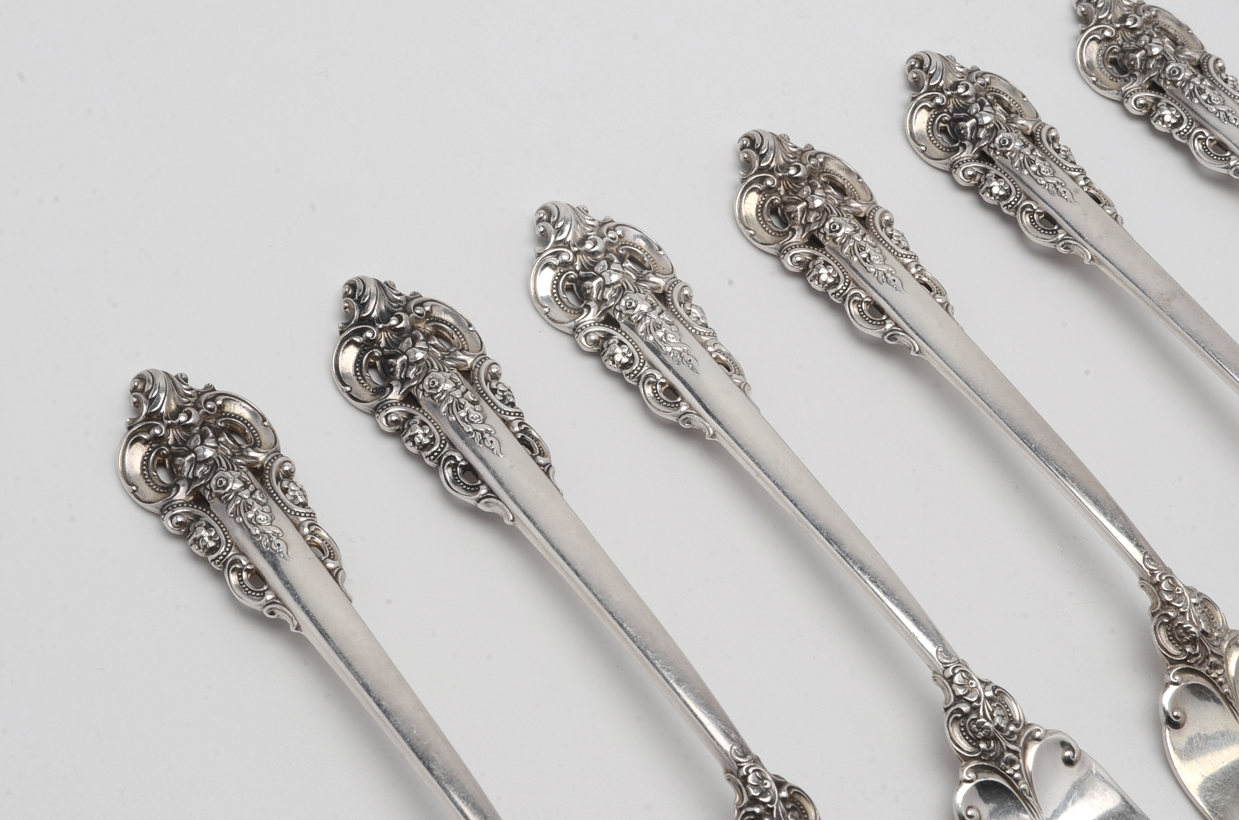 Twenty-Five Pieces of Wallace "Grande Baroque" Sterling Silver Flatware