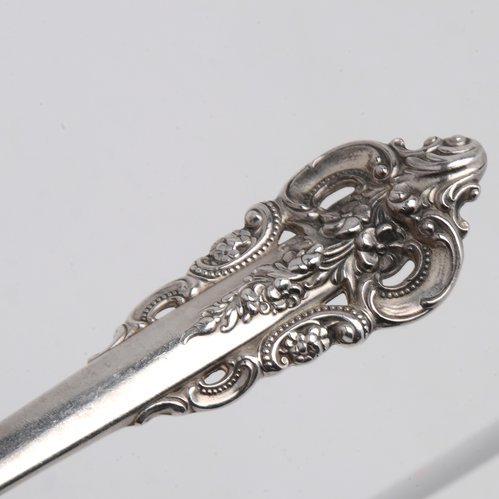 Twenty-Five Pieces of Wallace "Grande Baroque" Sterling Silver Flatware