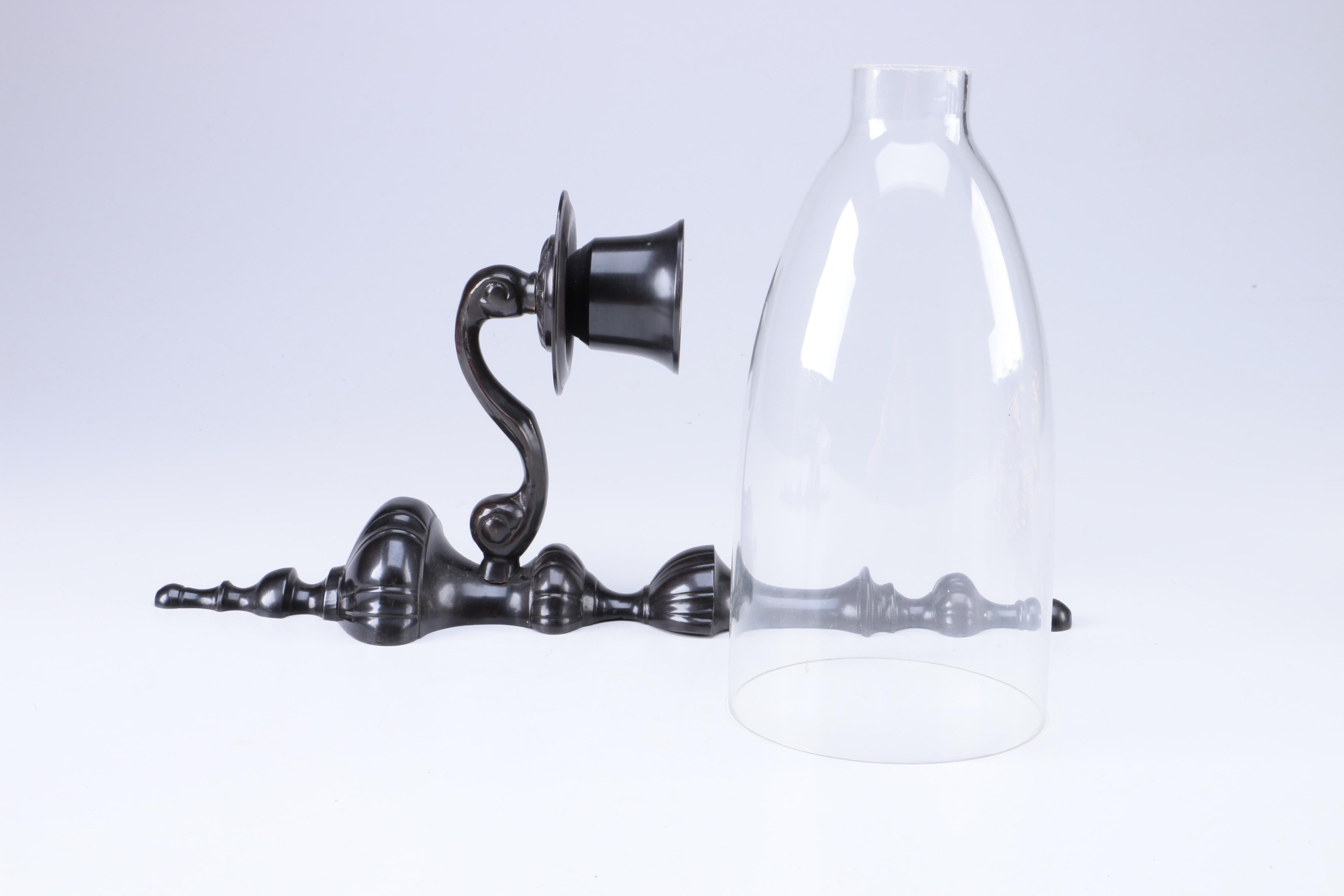 Traditional Style Wall Sconces