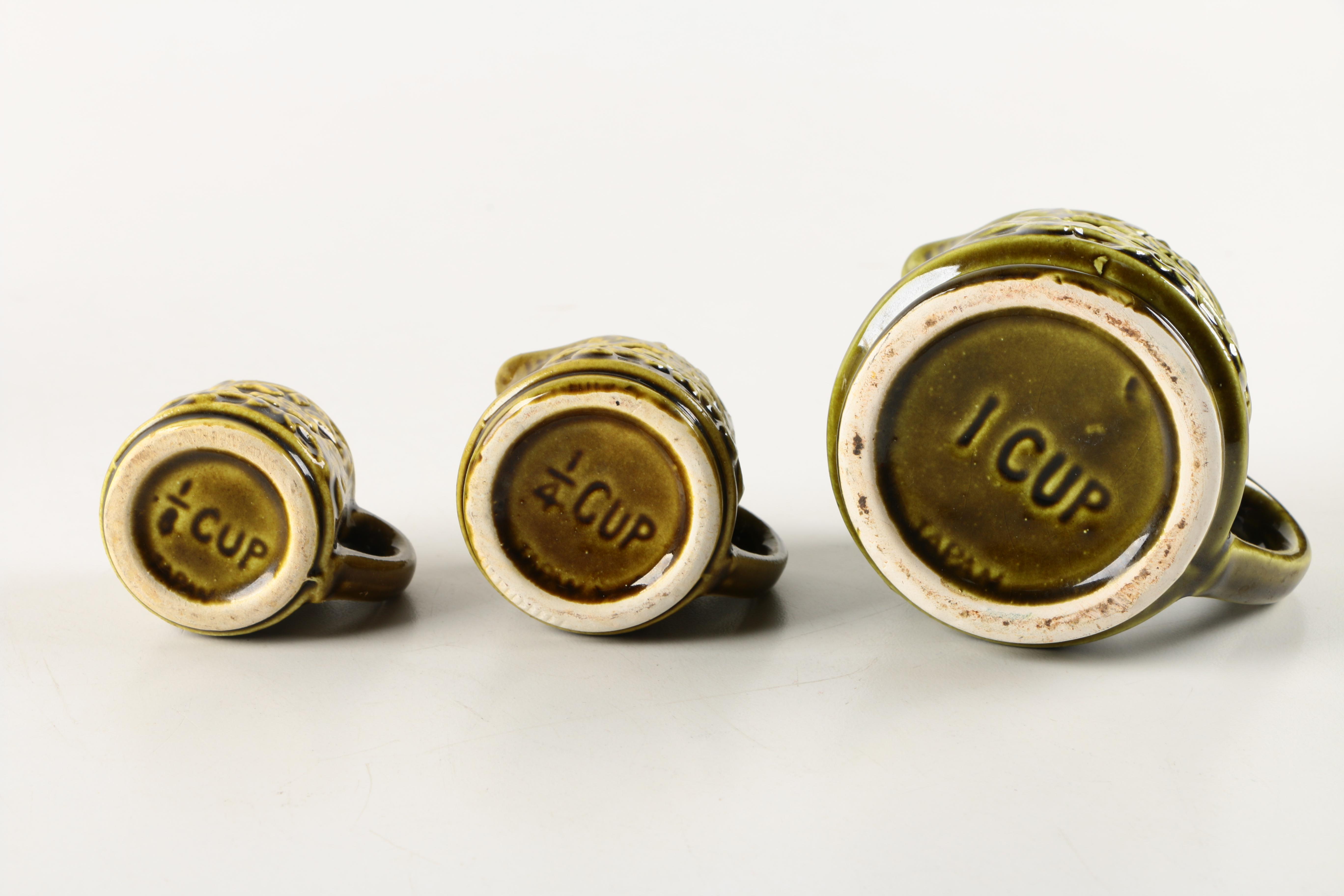 Ceramic Measuring Cups and Vase