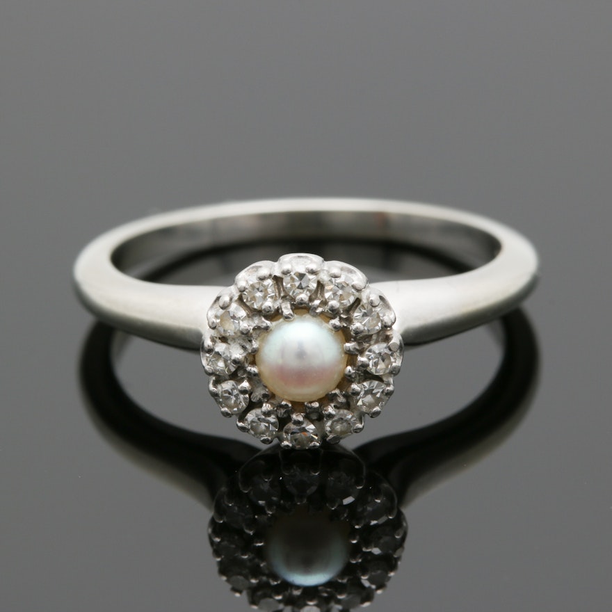 18K White Gold Freshwater Cultured Pearl and Diamond Ring