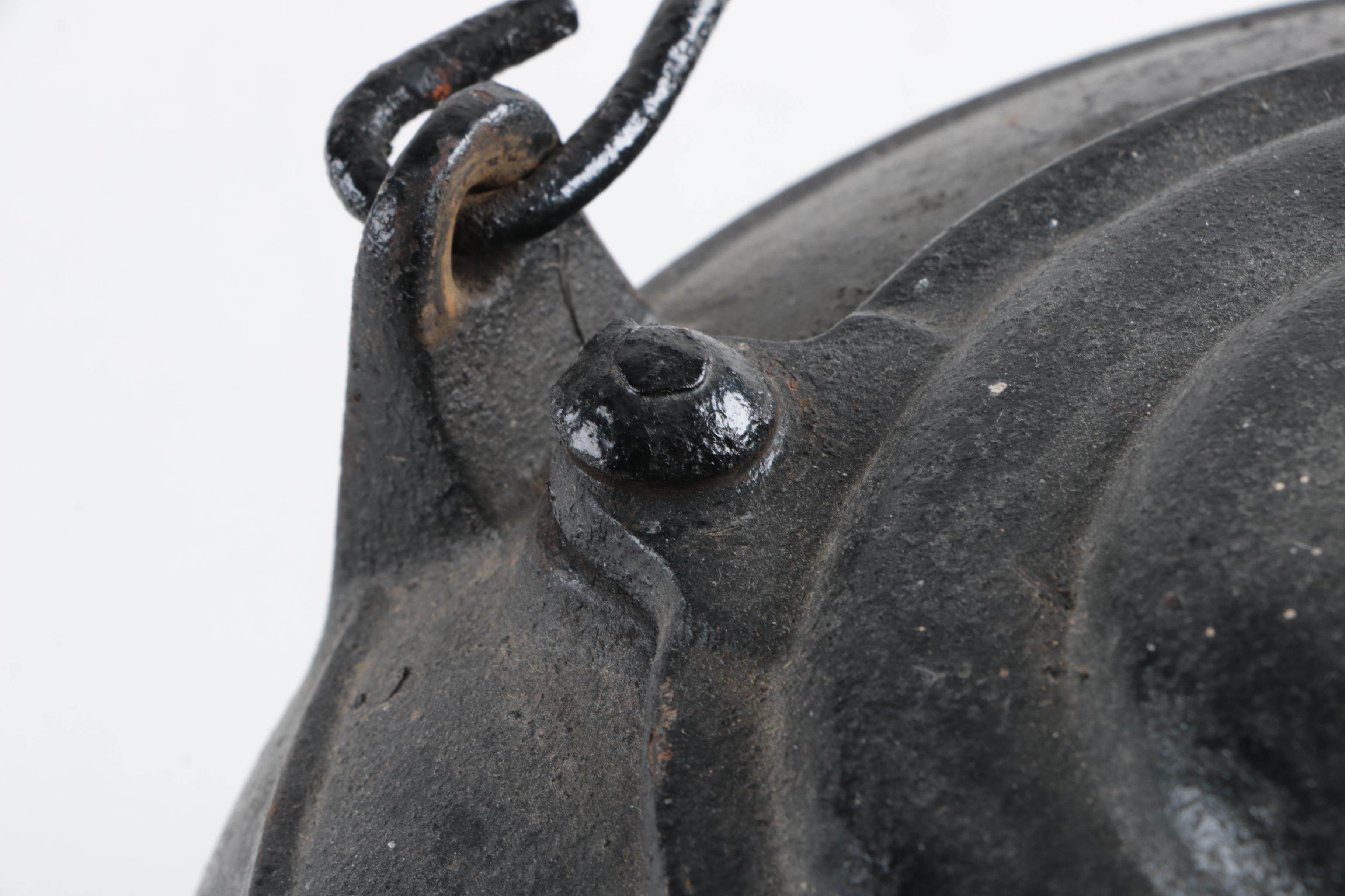 Antique Orr, Painter & Co. Cast Iron Kettle