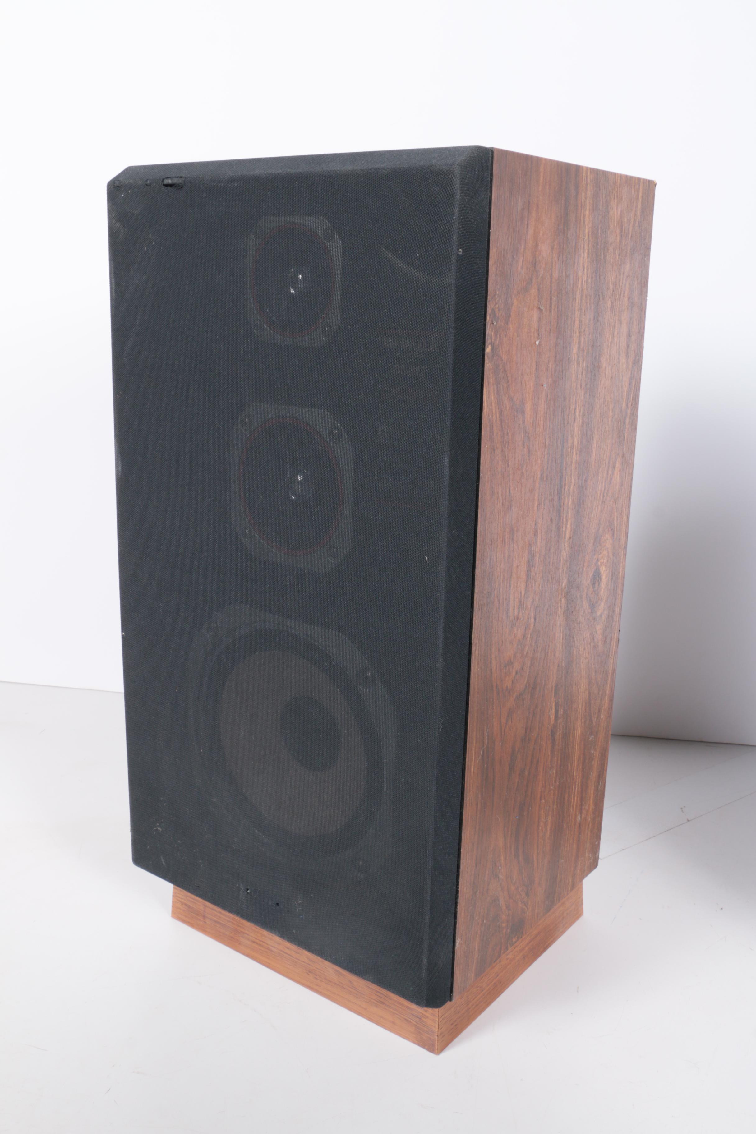 Fisher Stereo System and Speakers