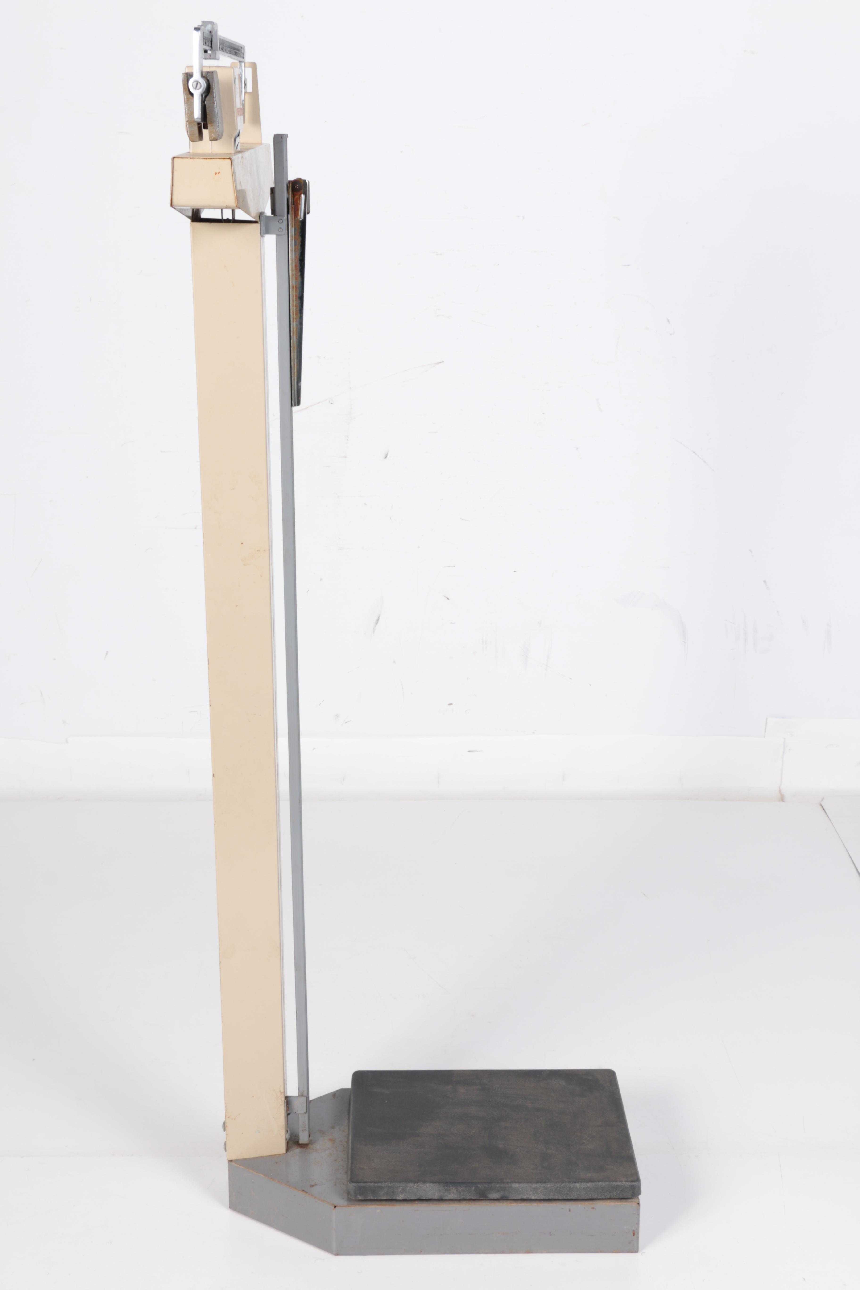 Detecto Doctor's Office Scale