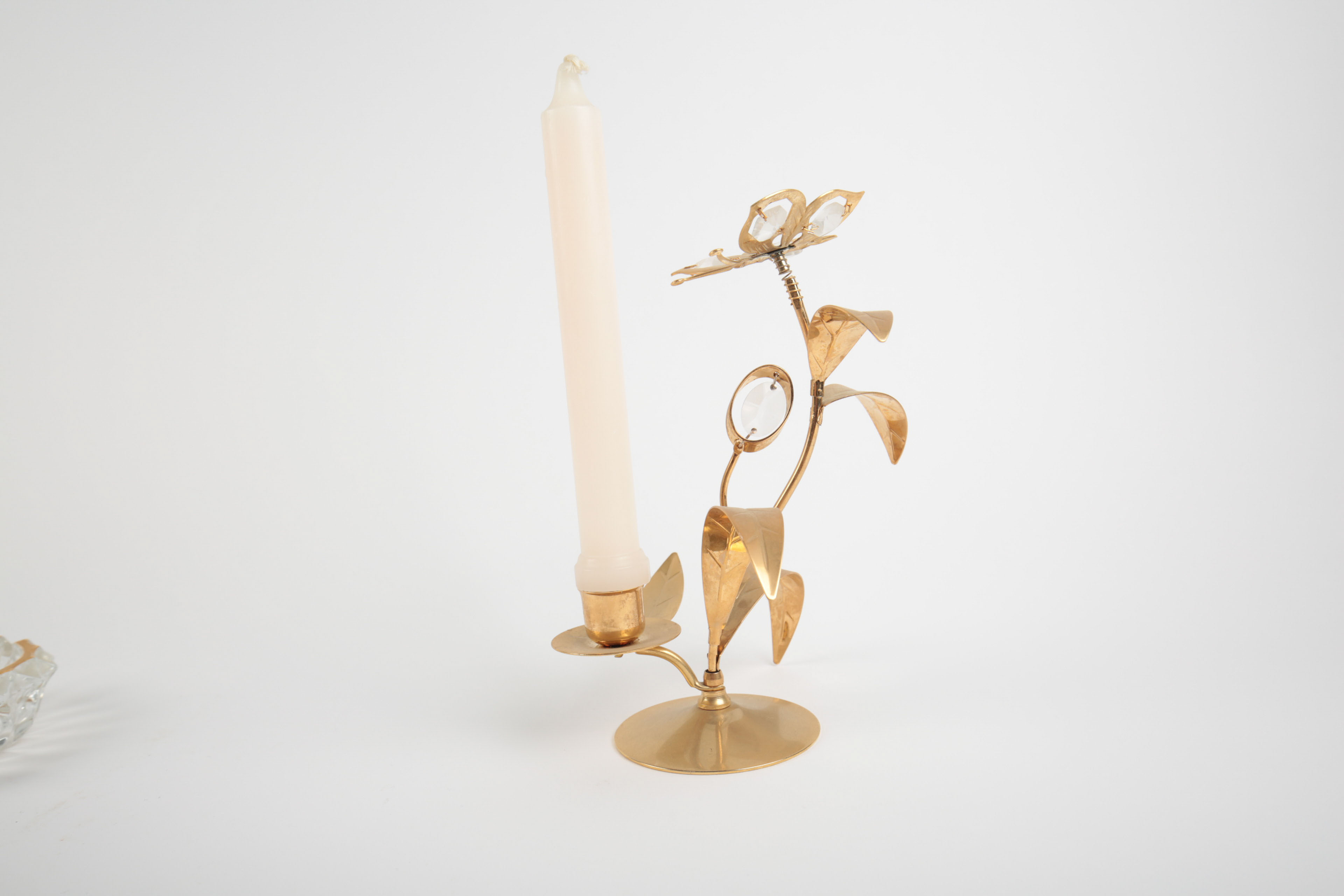 Brass and Porcelain Home Decor Including a Ronson Lighter