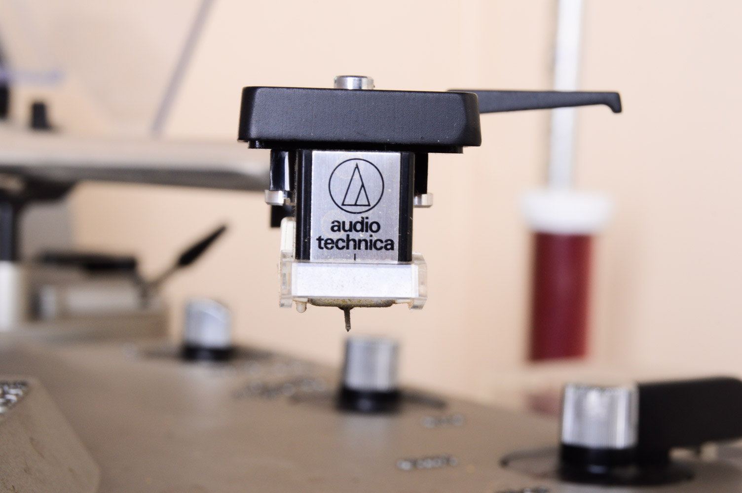 Vintage Pioneer SX-780 Receiver and Technics SL-1950 Direct Drive Turntable