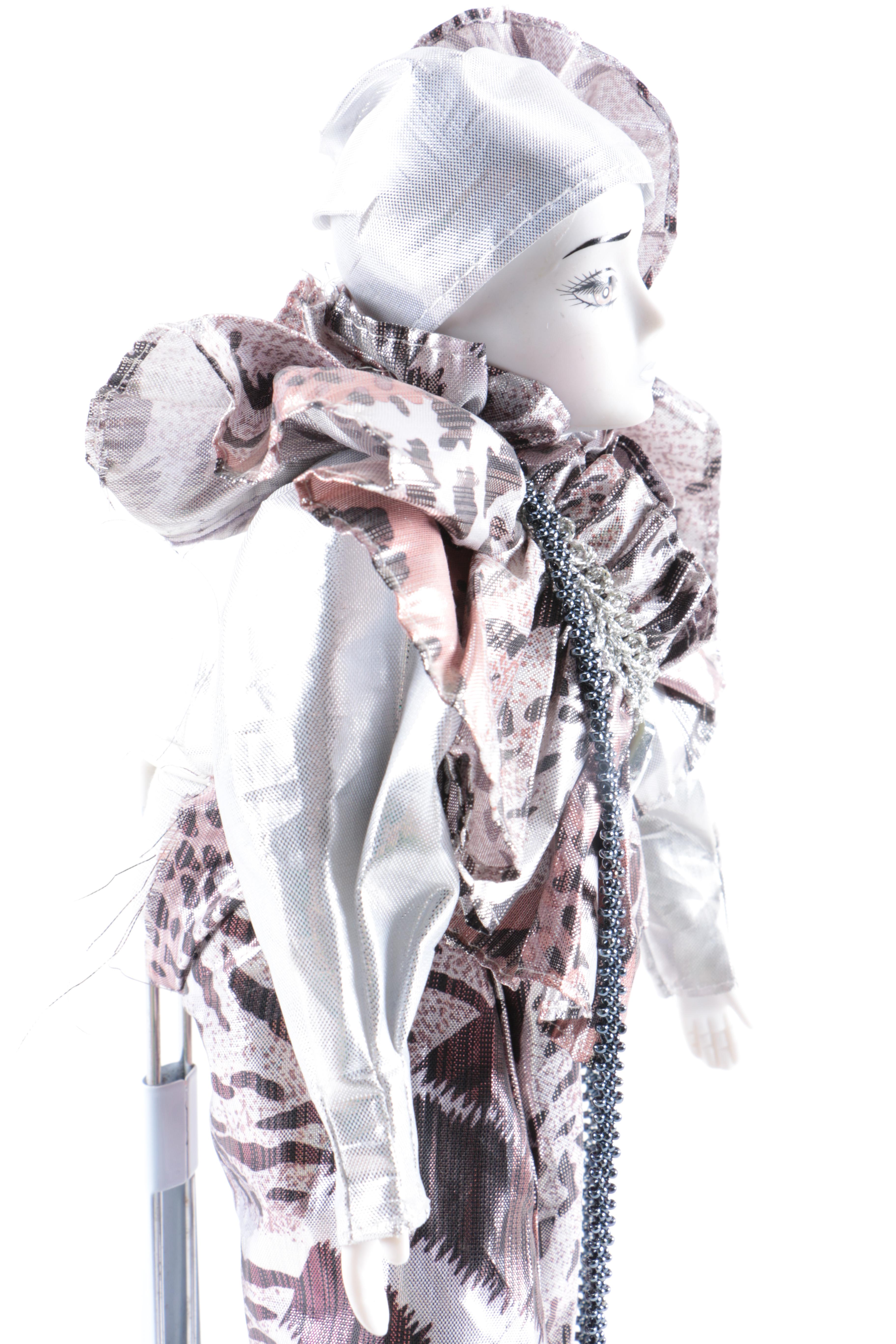 Porcelain Dolls Including Heritage Mint