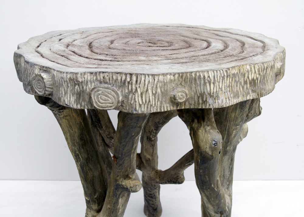 Rustic Style Faux Bois Resin Outdoor Occasional Table