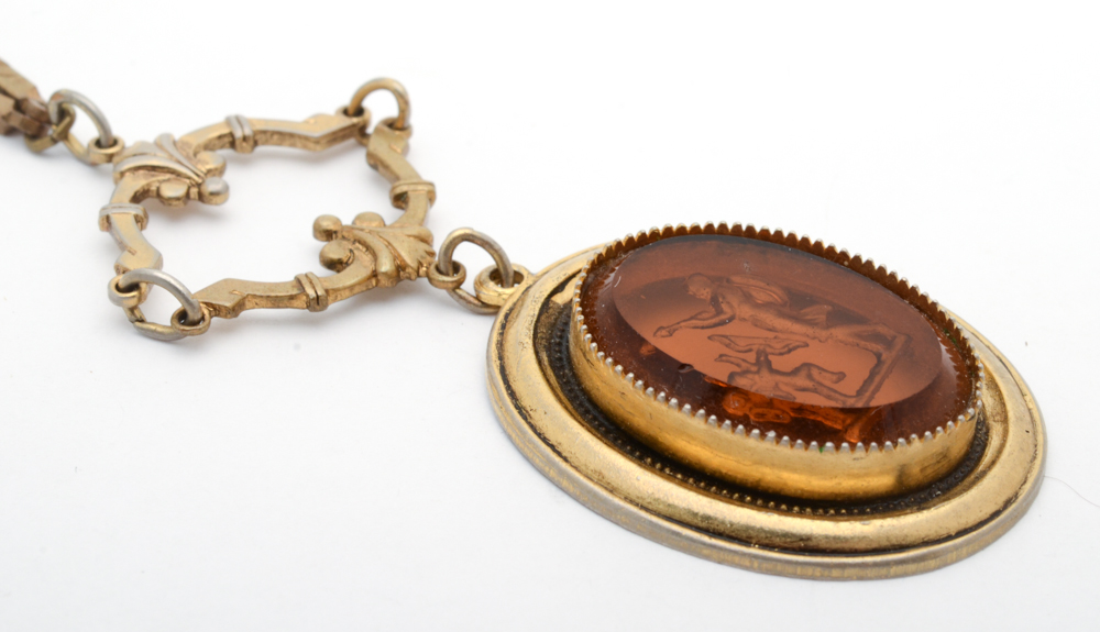 Vintage Pendant Necklaces