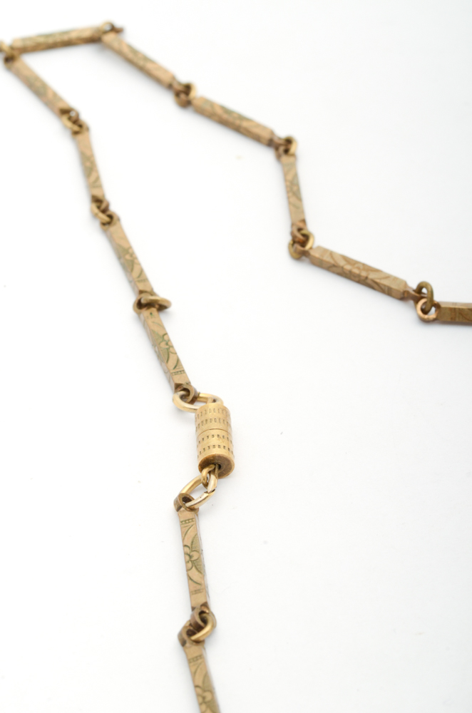 Vintage Pendant Necklaces