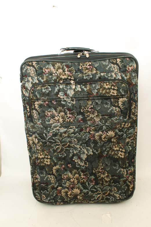 Pair of Atlantic Luggage with Leisure Overnight Bag