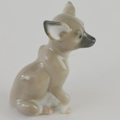 Lladró "Chihuahua" Retired Porcelain Figurine