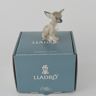 Lladró "Chihuahua" Retired Porcelain Figurine