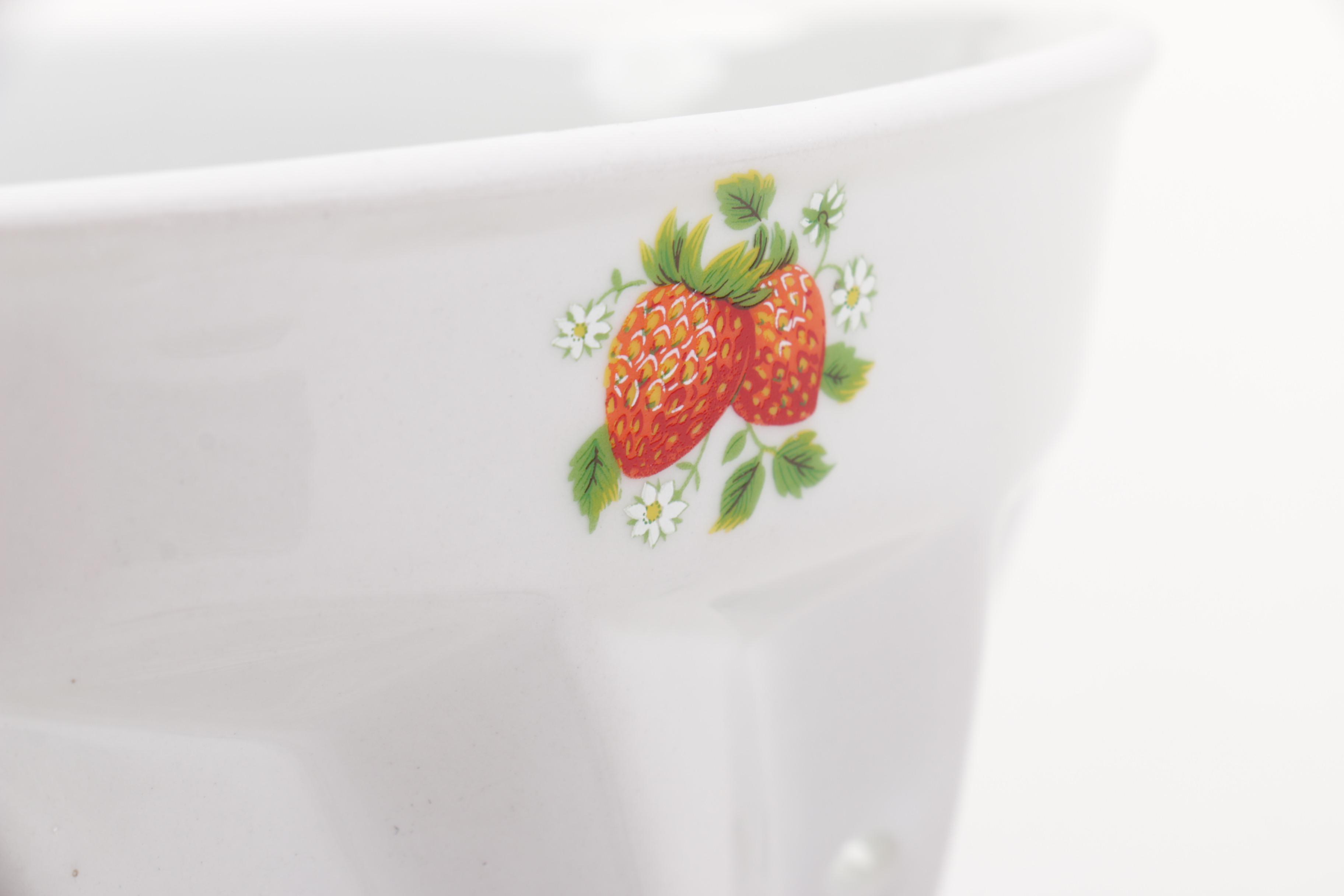 Cordon Bleu Porcelain Colander and Plate