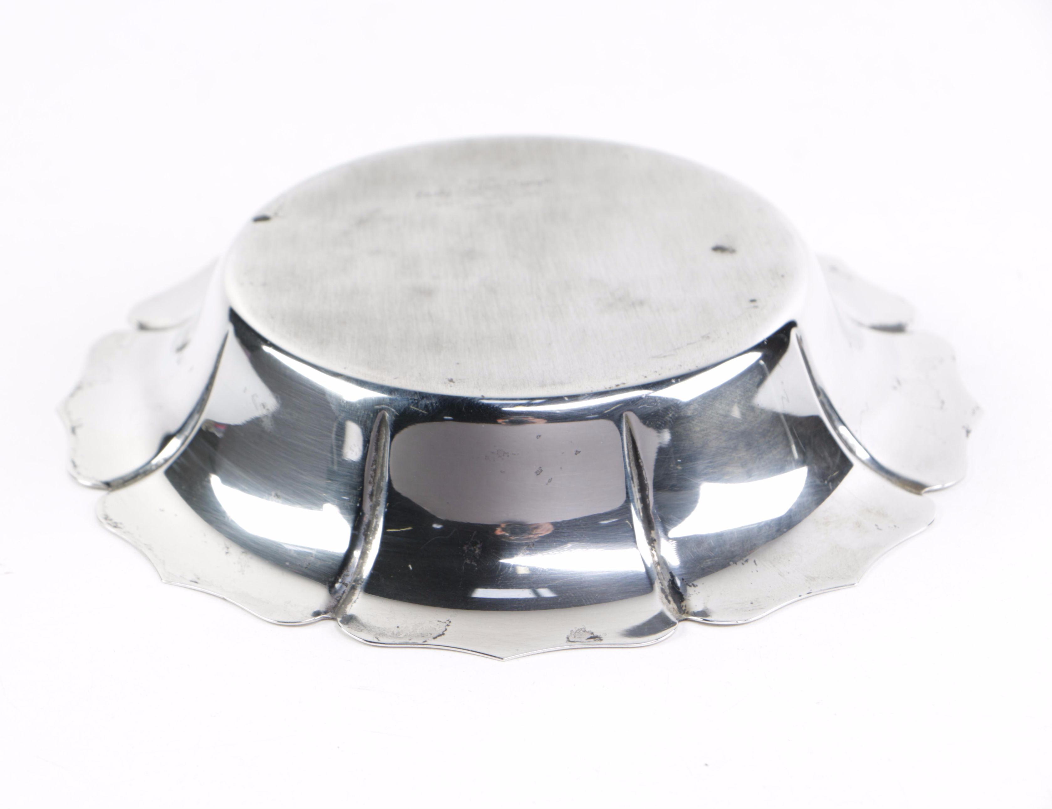 Lunt "Early Dublin" Sterling Silver Dish