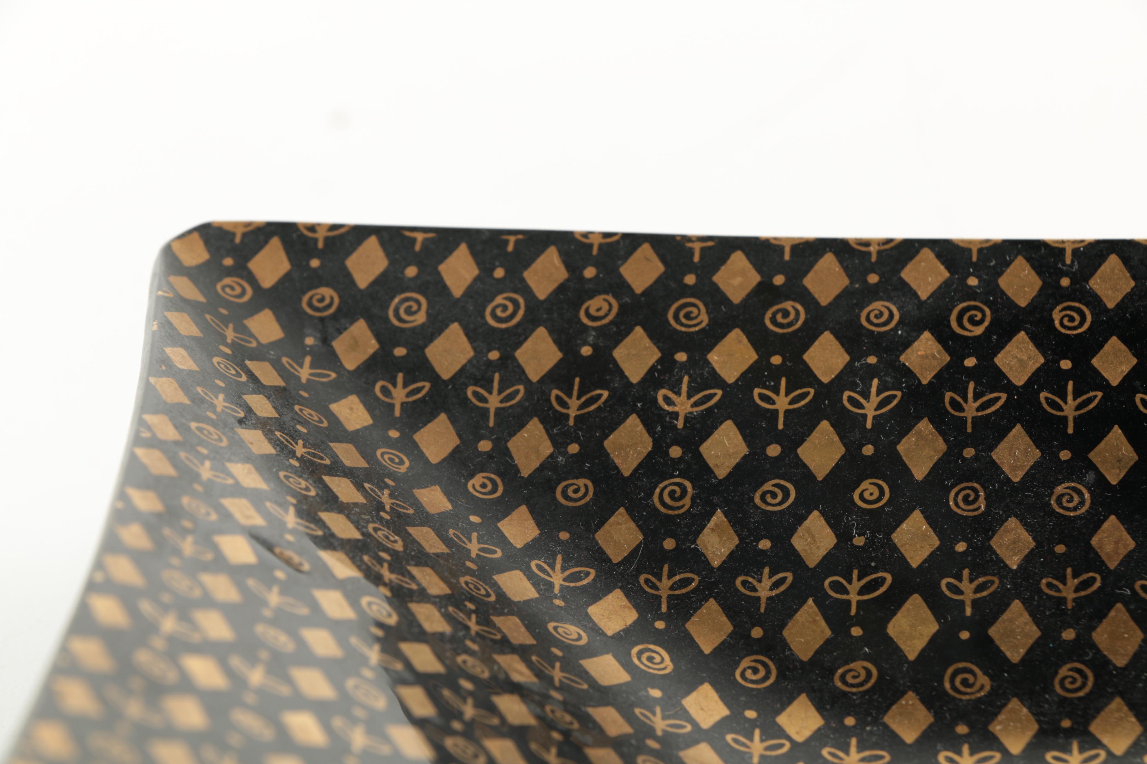 Embroidered Hebrew "Hey" Symbol with a Square Wooden Dish