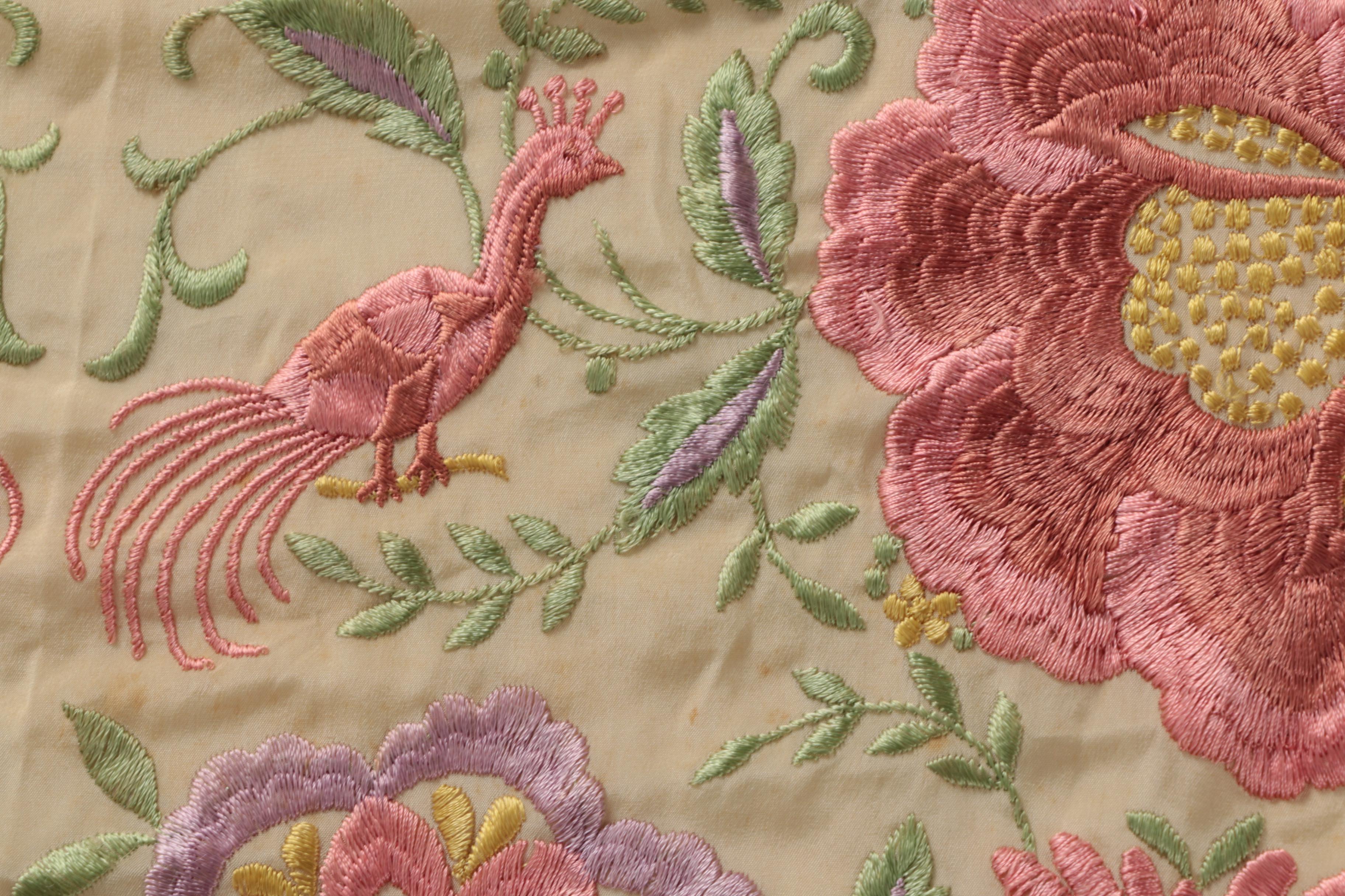 Floral Embroidered Piano Scarf