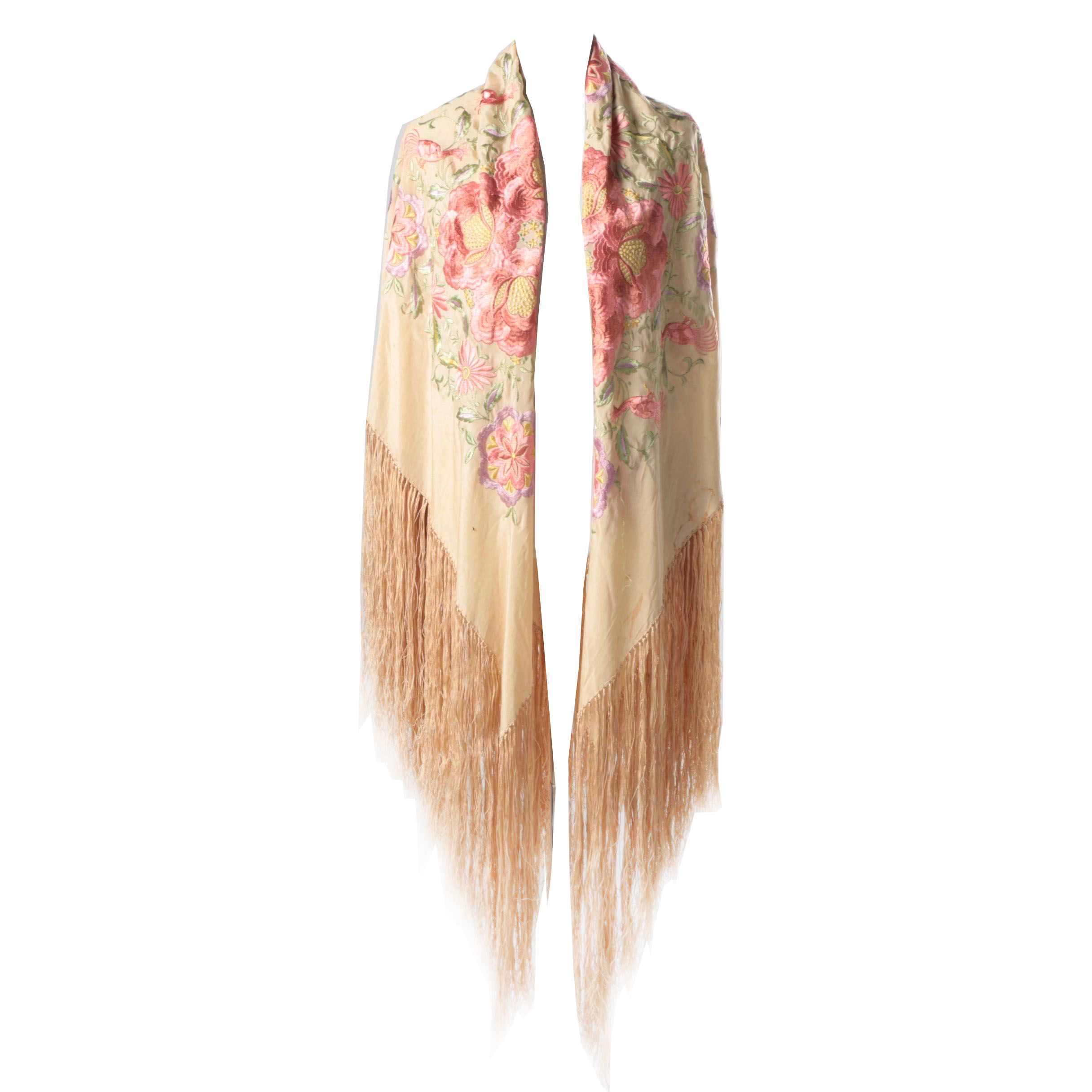 Floral Embroidered Piano Scarf