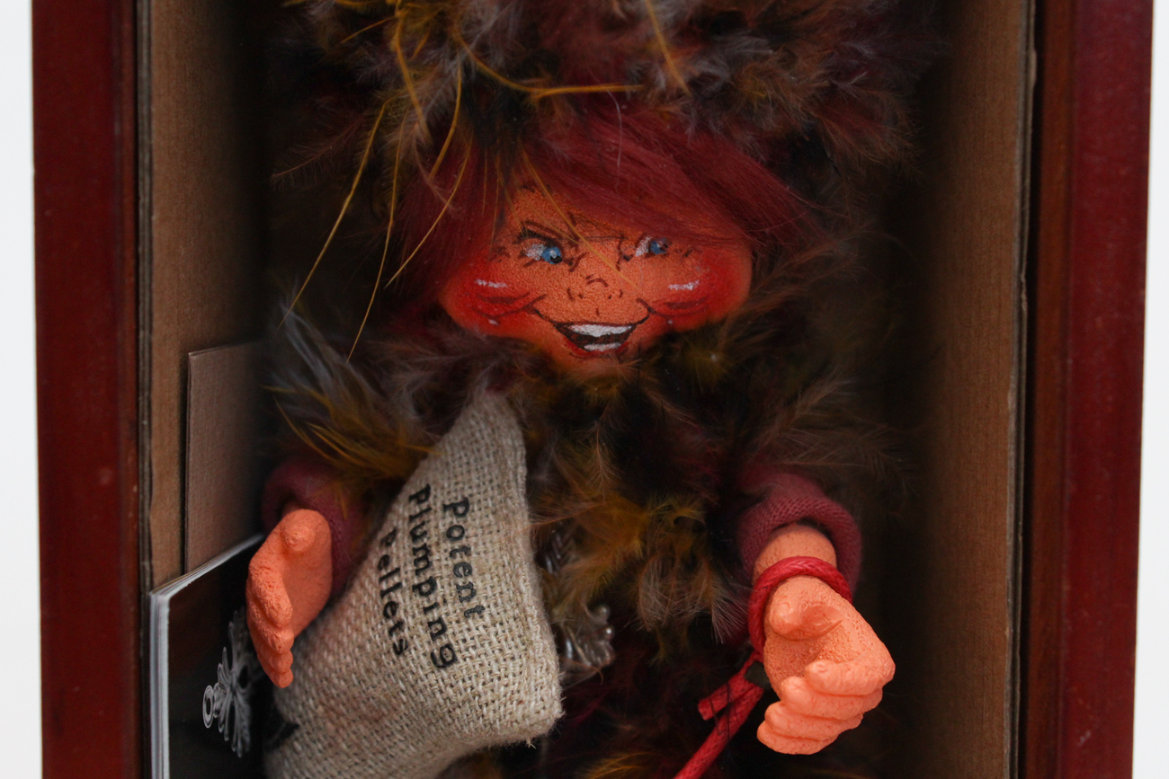 Pair of Annalee Thimble Dolls