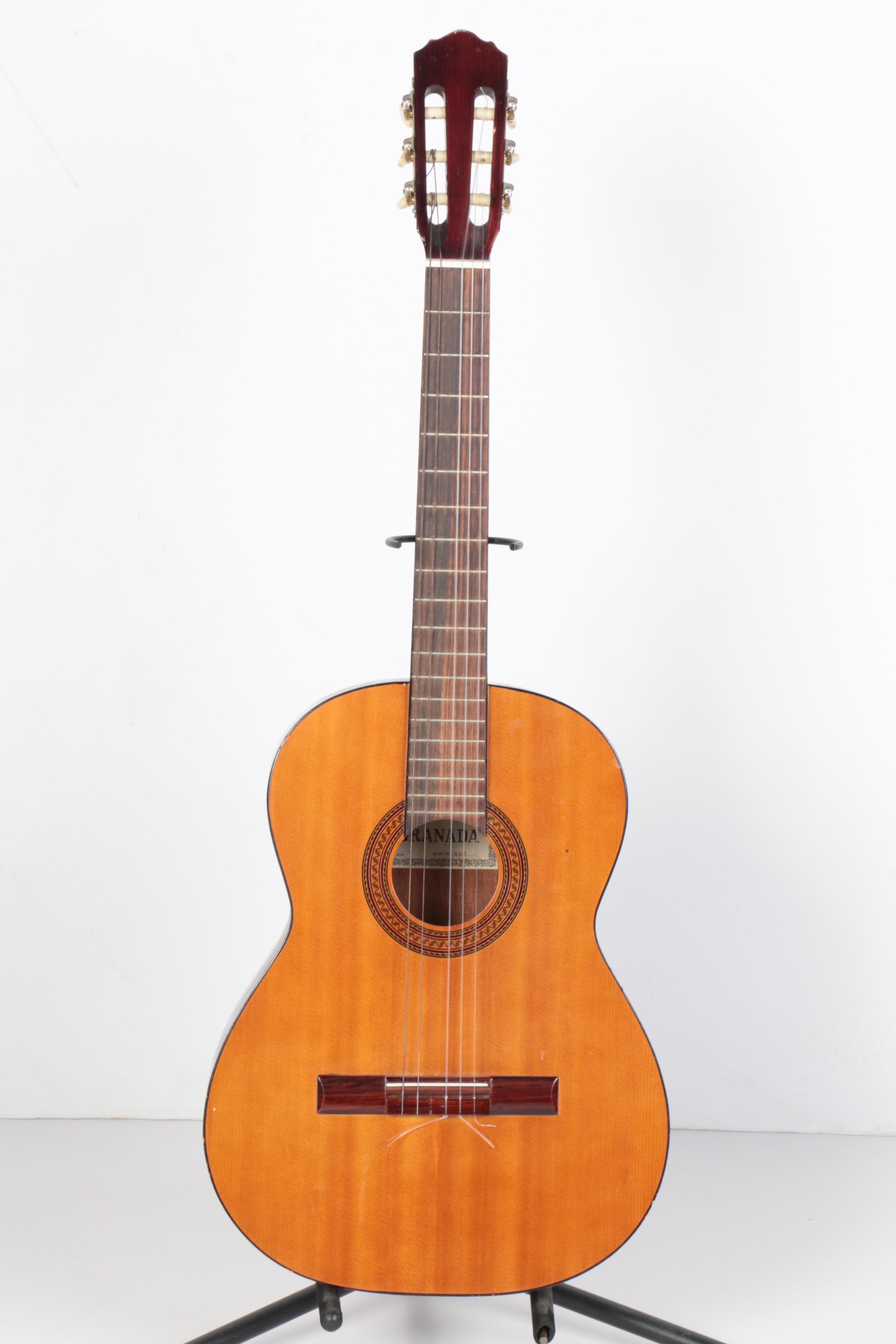 Granada 400 Classical Guitar