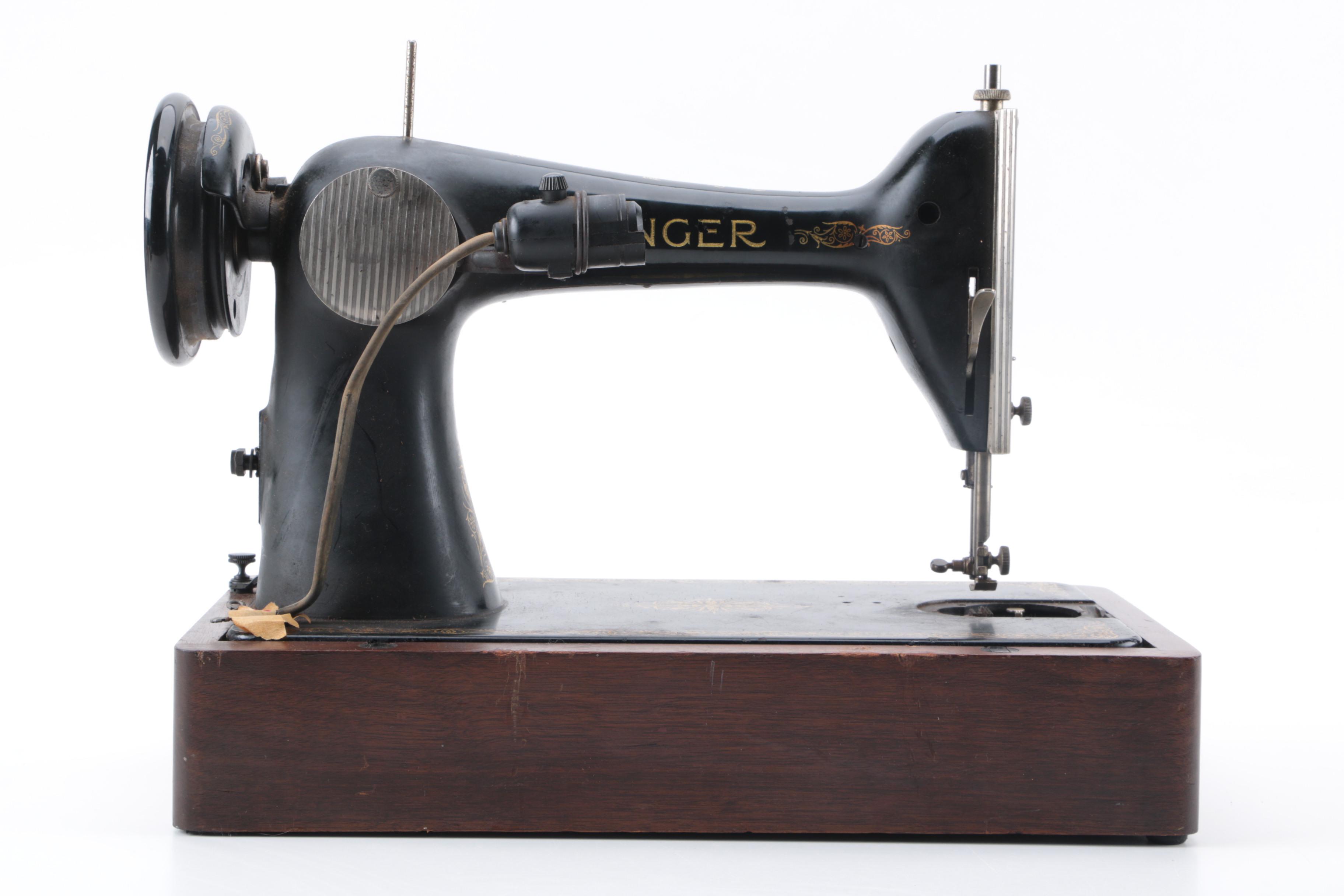 1950 AJ Series Singer Sewing Machine