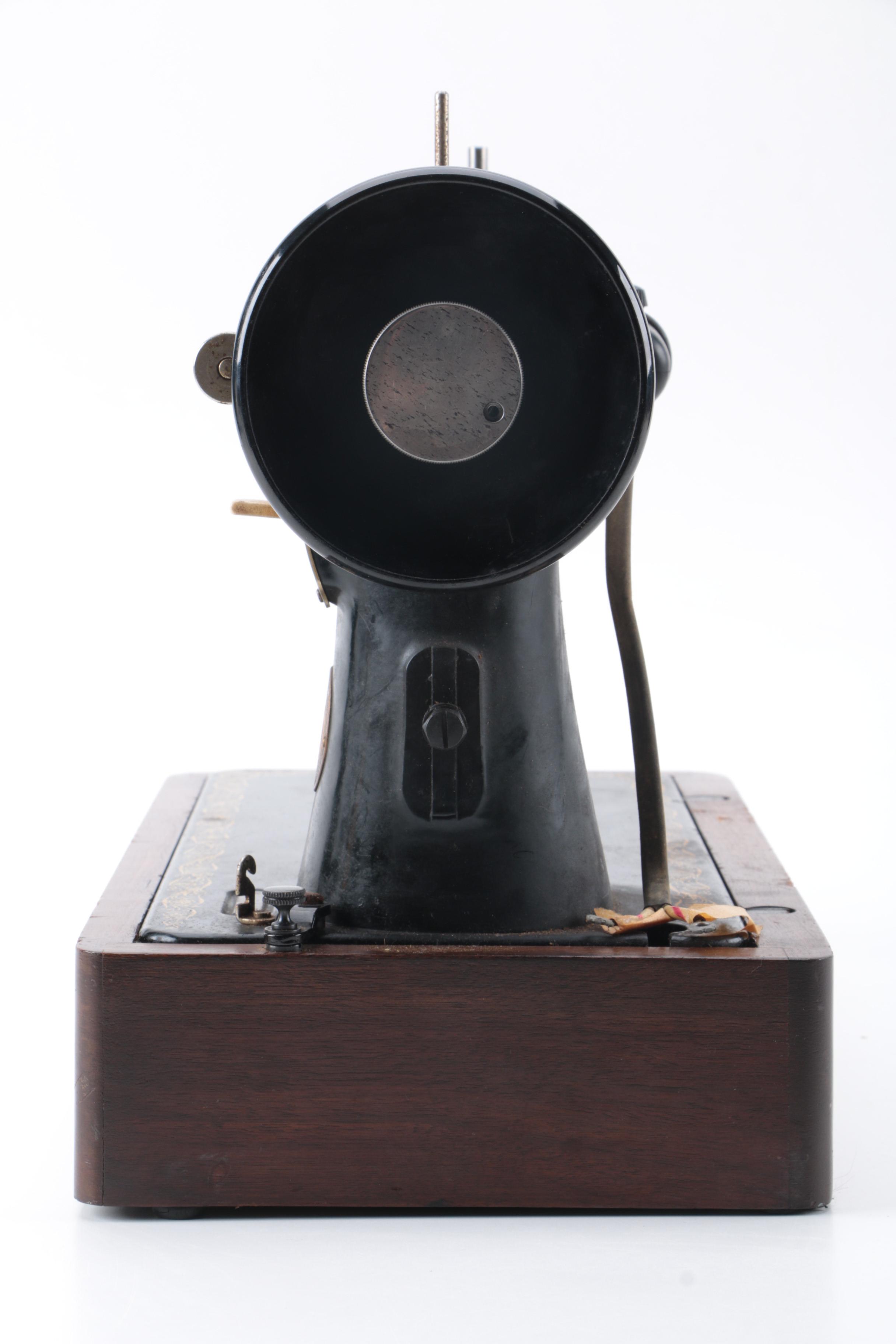 1950 AJ Series Singer Sewing Machine