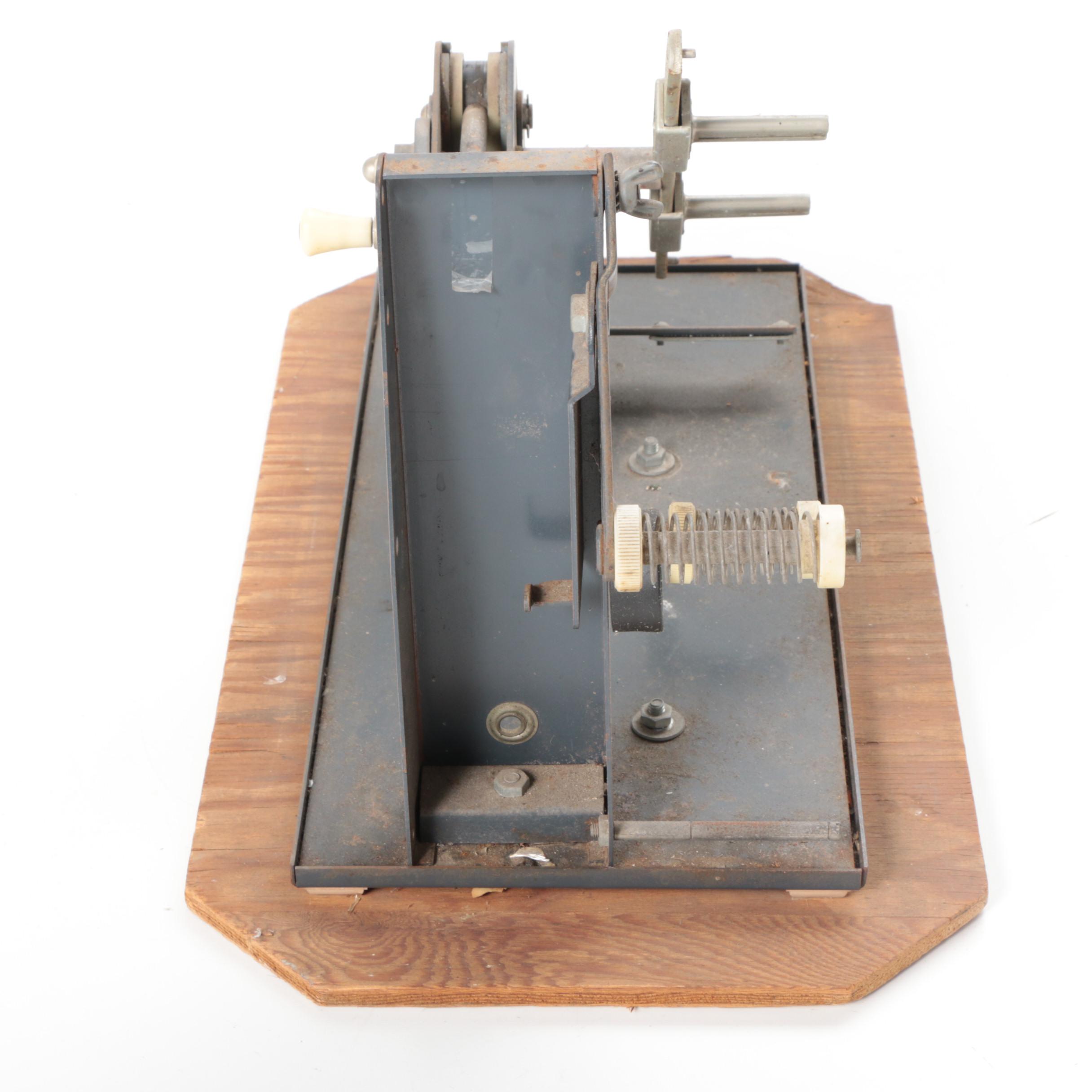 Vintage Sasheen S-12 Bow Maker