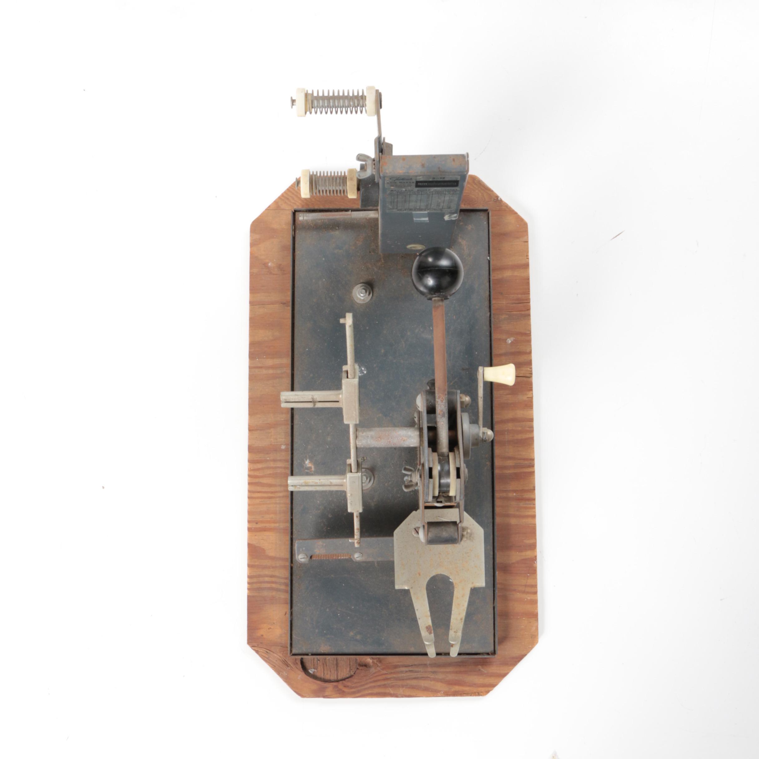 Vintage Sasheen S-12 Bow Maker