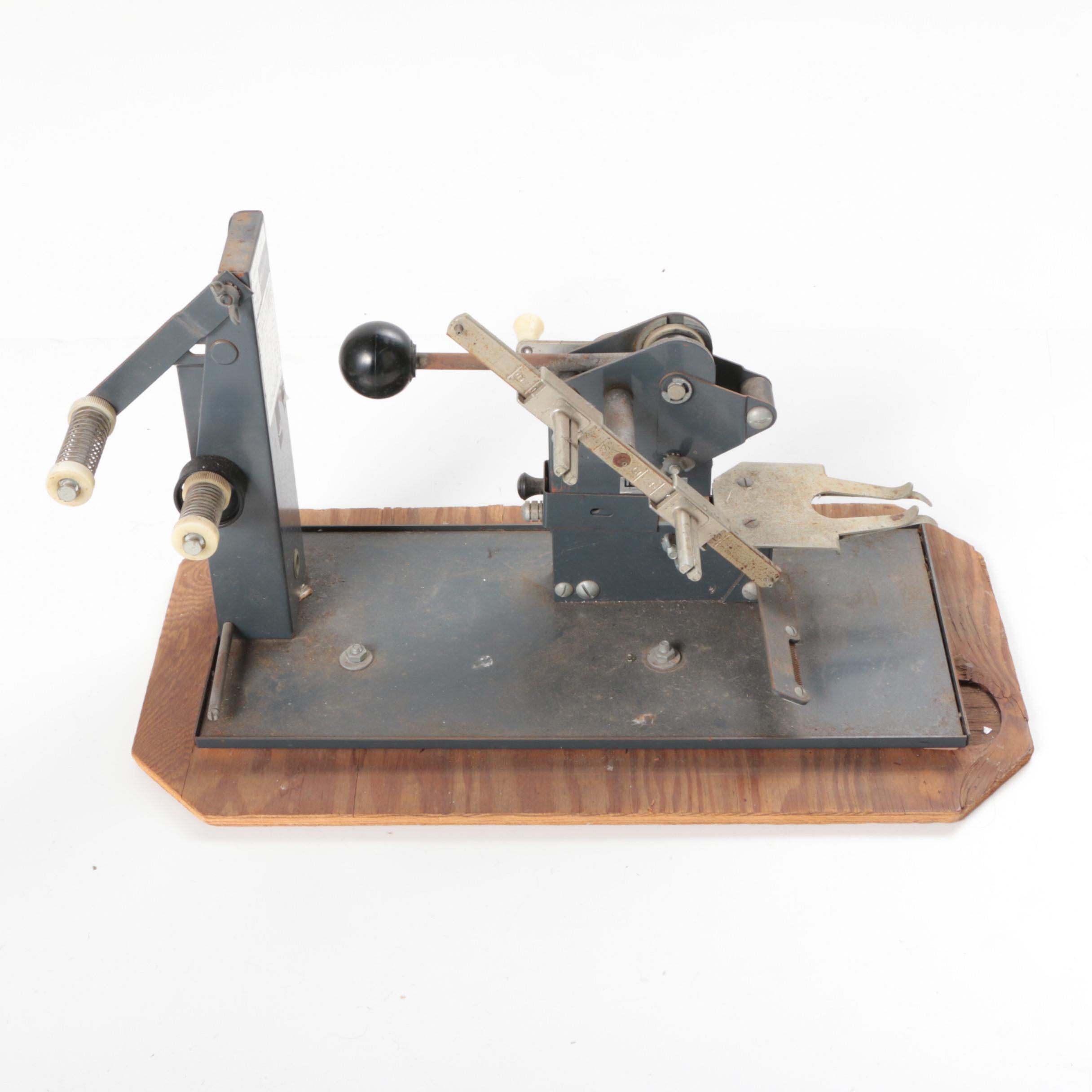 Vintage Sasheen S-12 Bow Maker