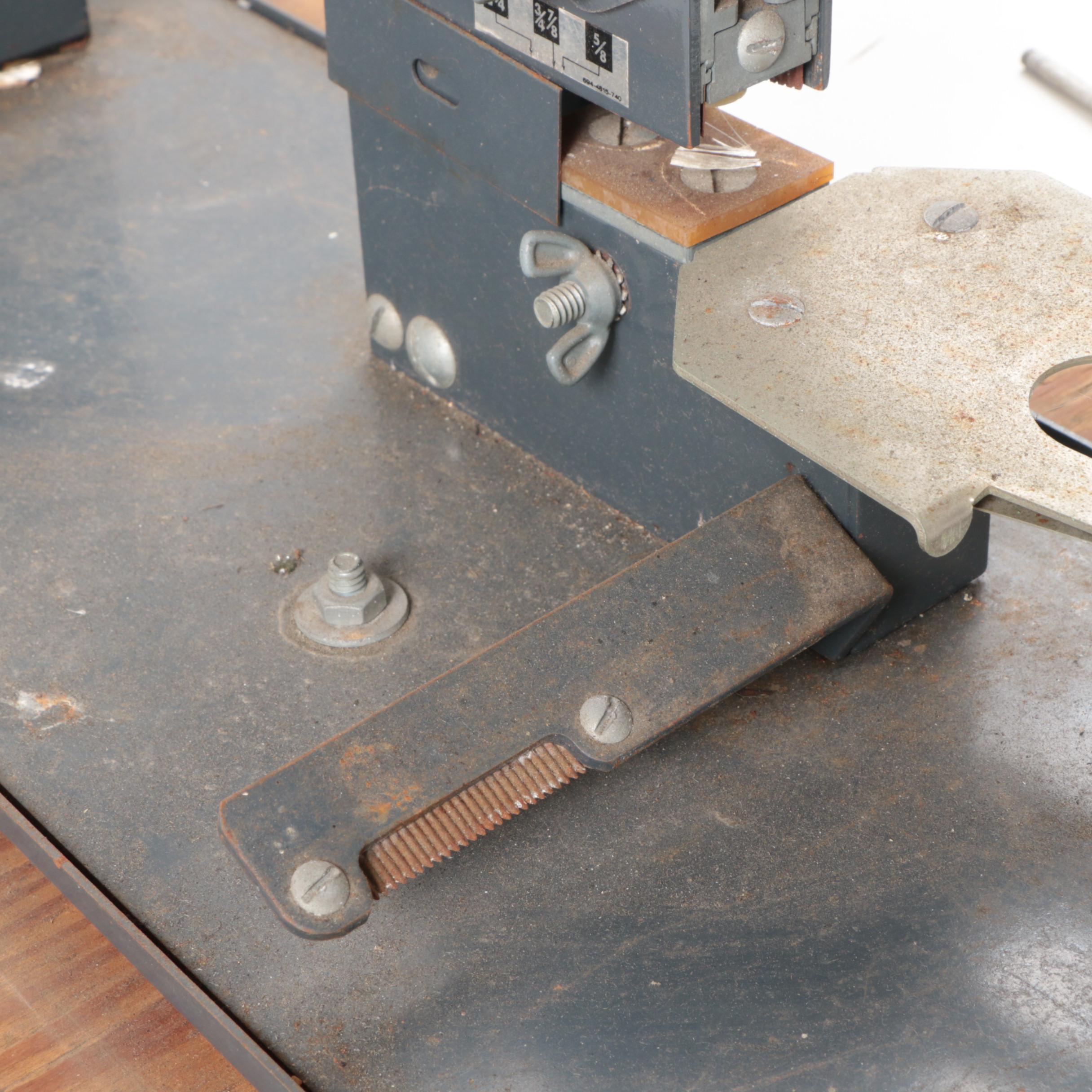 Vintage Sasheen S-12 Bow Maker