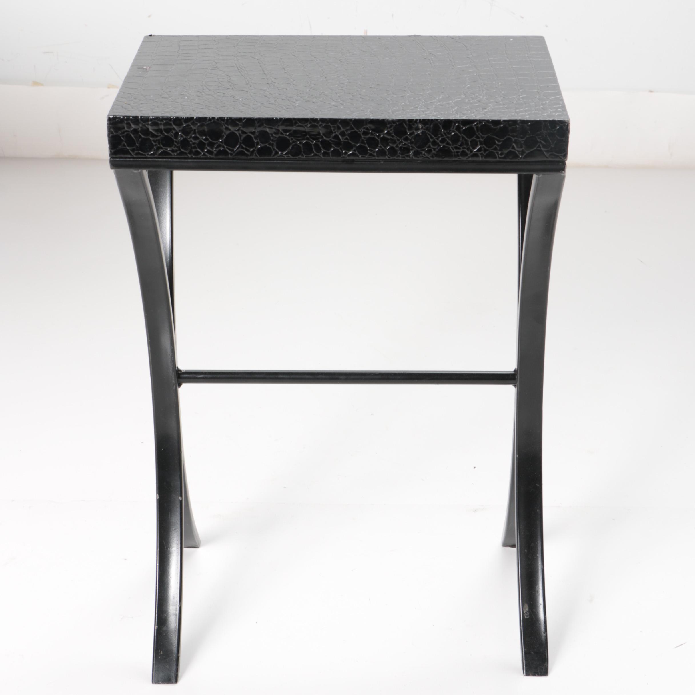 Set of Three Alligator Textured Nested Tables in Black and Red