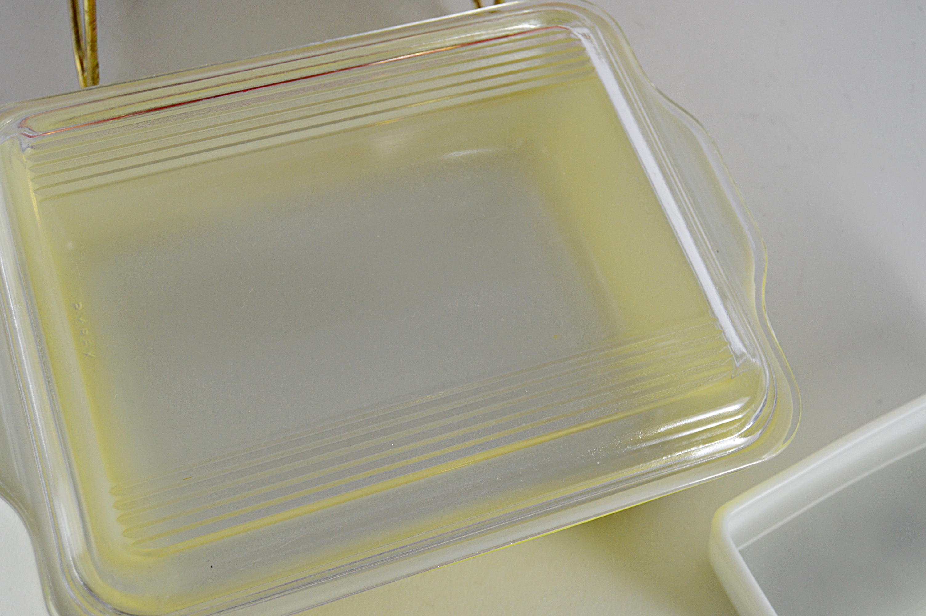 Vintage Pyrex Kitchenware