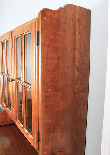 Statton Trutype Americana China Cabinet