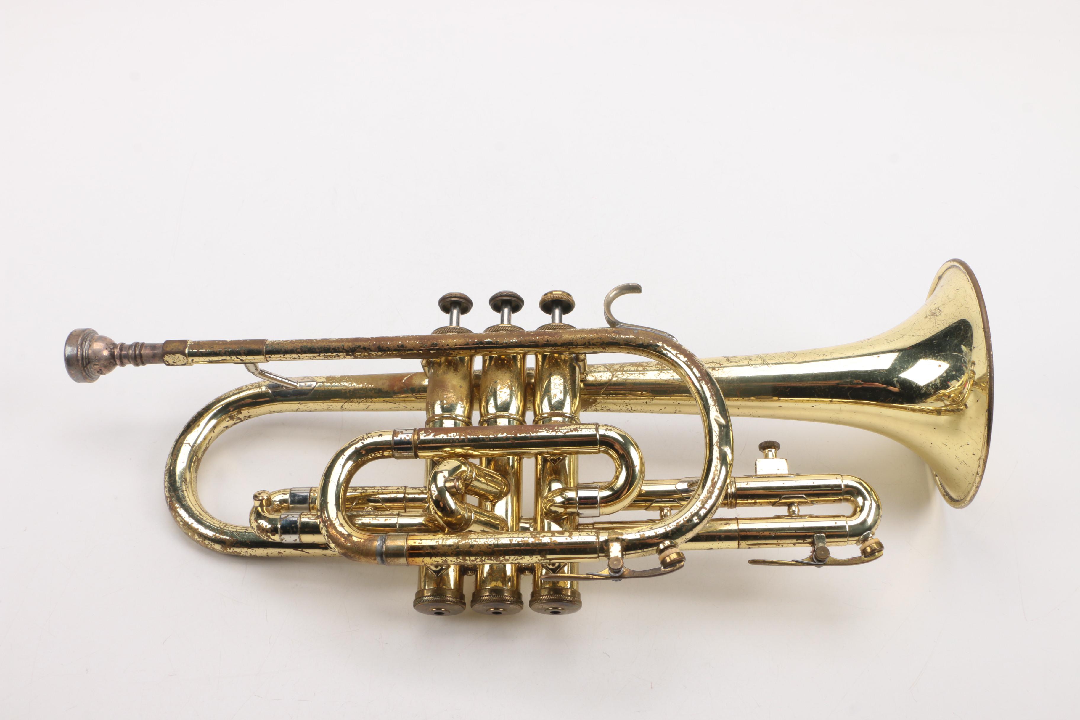 Vintage Olds Ambassador Coronet, Case and Mute