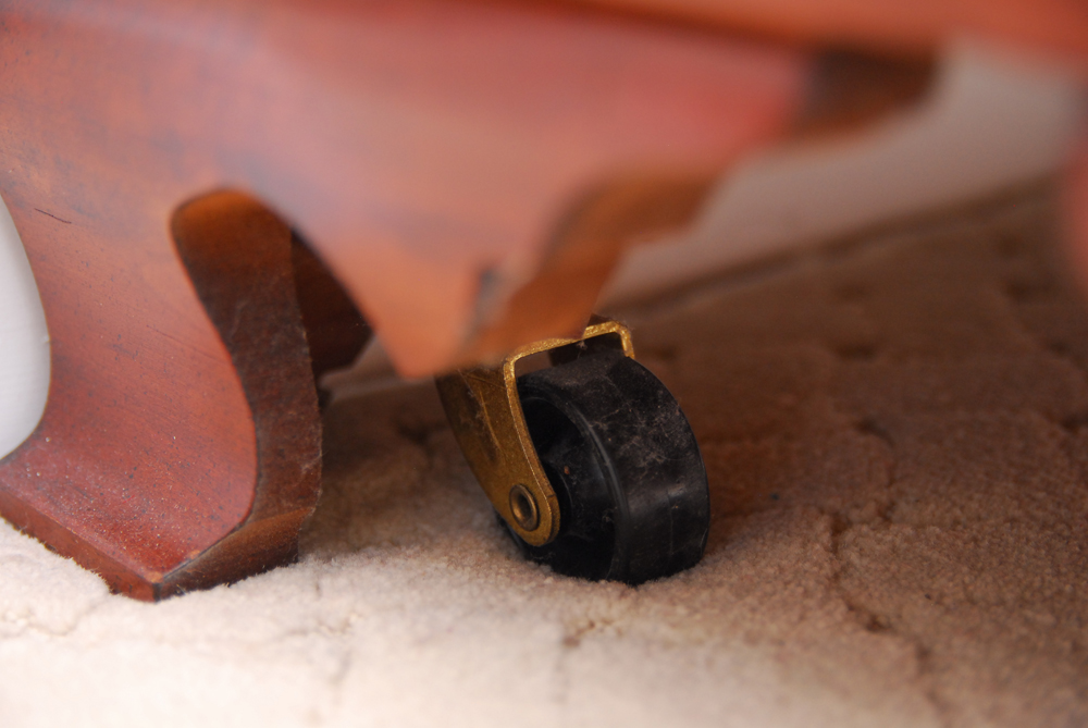 "Georgian Court" Chest of Drawers with Mirror by Ethan Allen