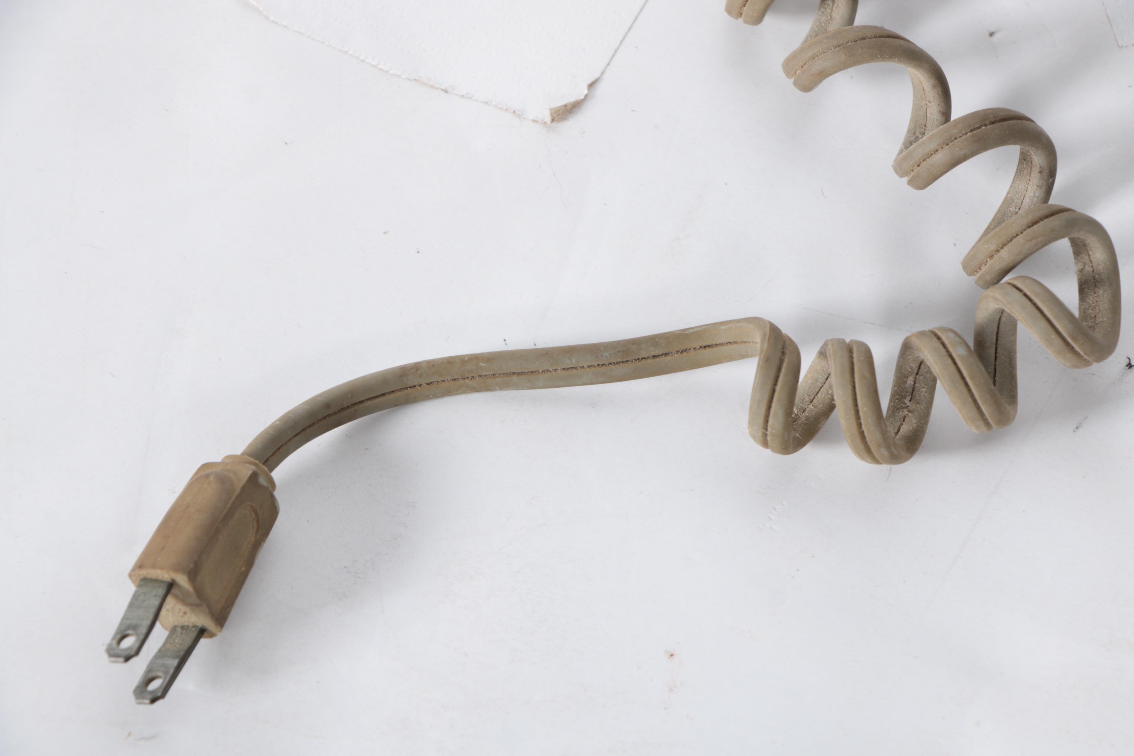 Dremel MFG Shoe Polisher