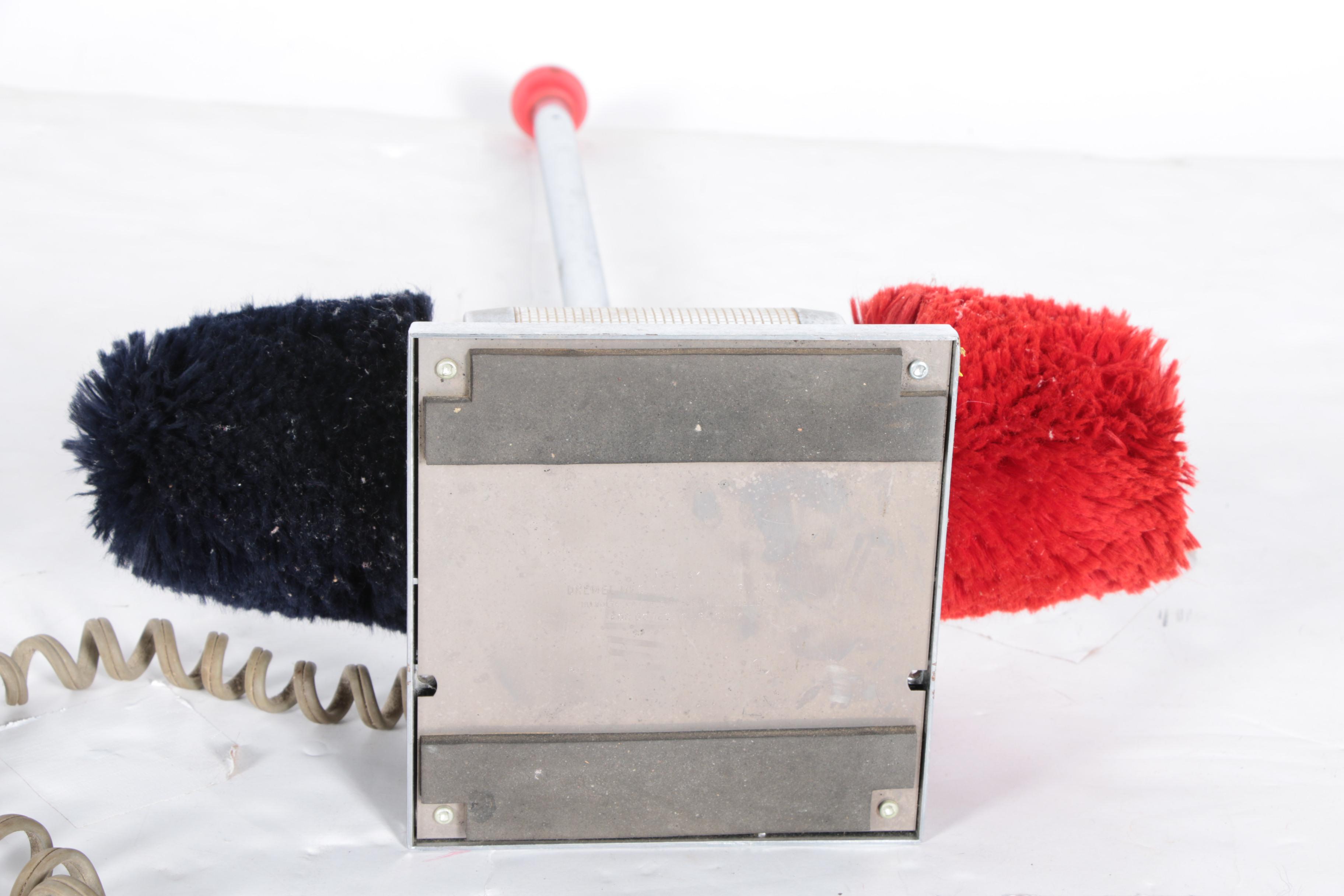 Dremel MFG Shoe Polisher