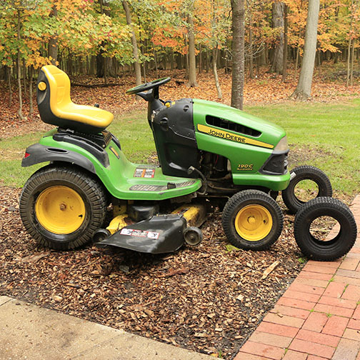 John Deere 190C Riding Mower