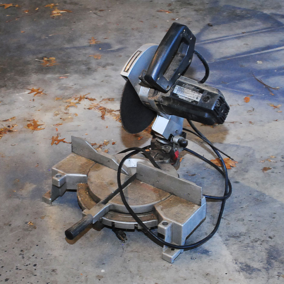 10" Compound Miter Box