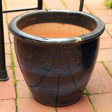 Outdoor Planters and Garden Hooks