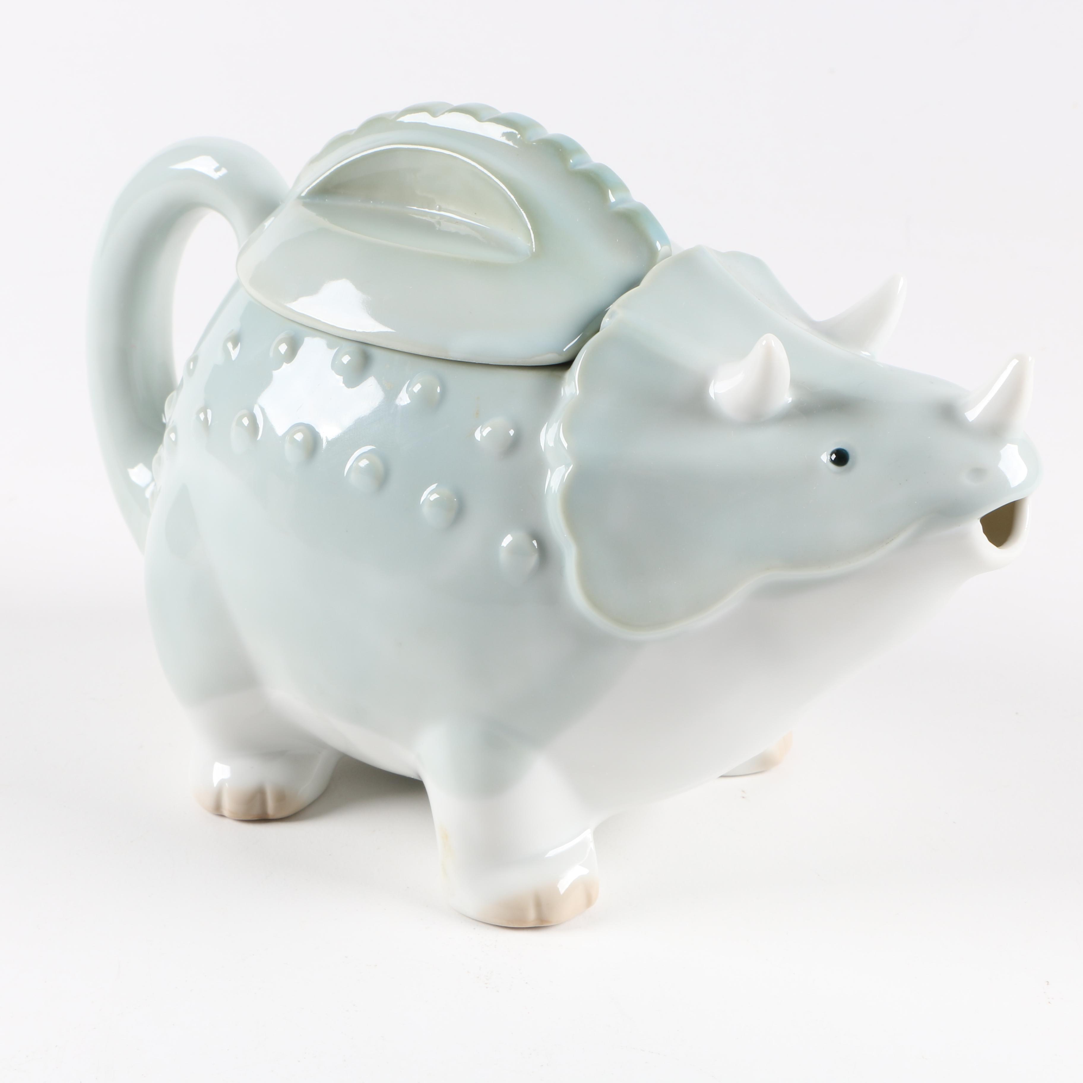 Assortment of Animal Themed Kitchen Decor