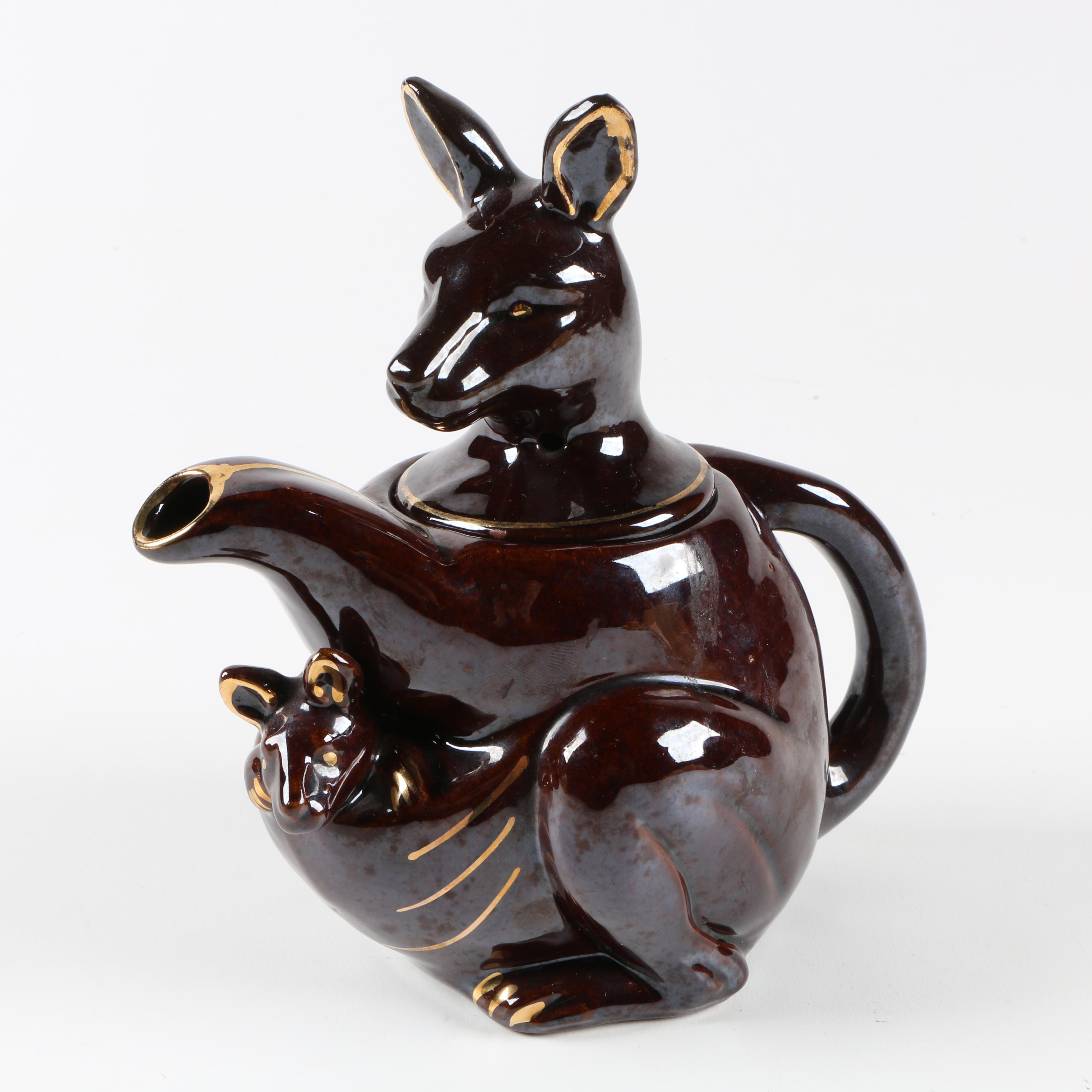 Assortment of Animal Themed Kitchen Decor