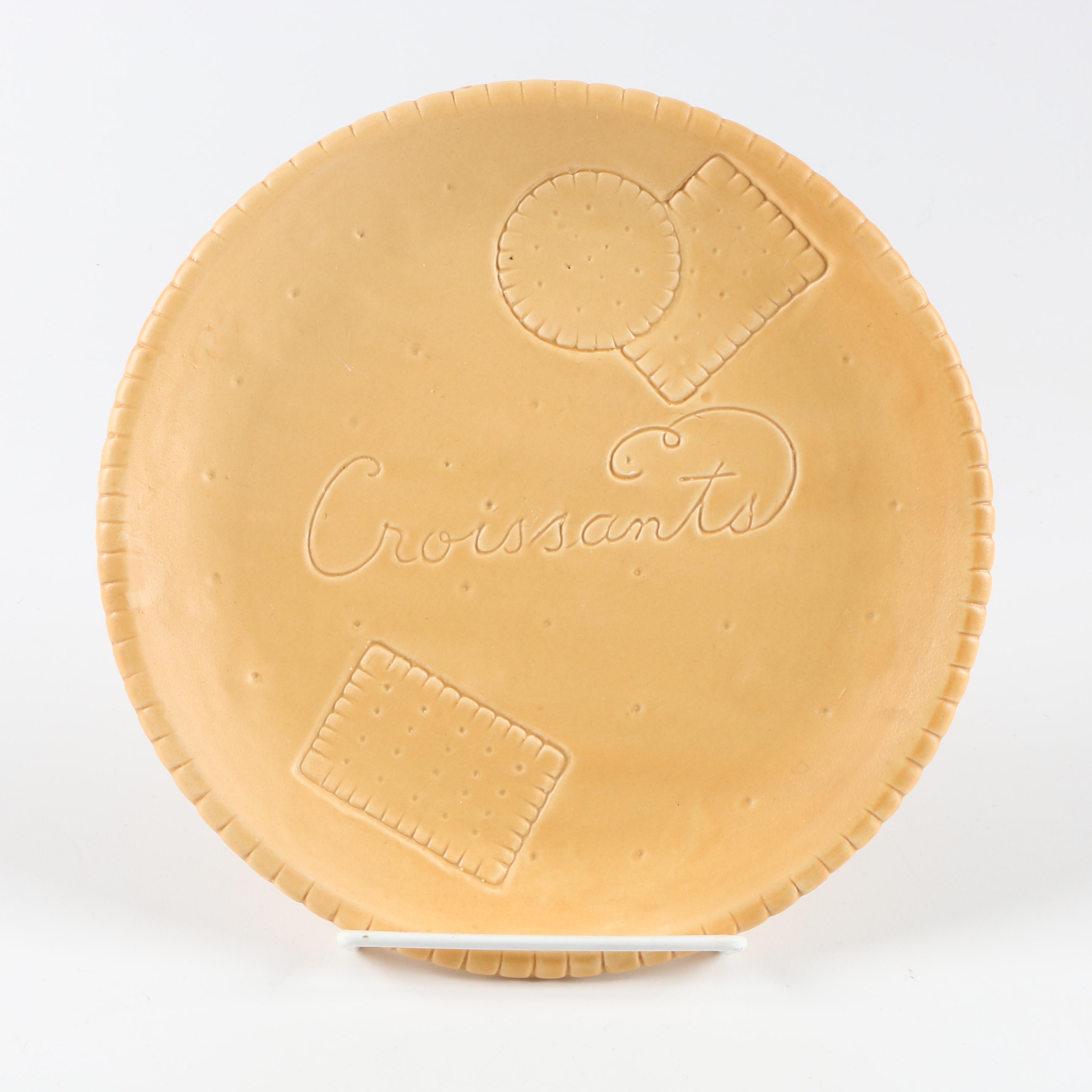 Assortment of Animal Themed Kitchen Decor