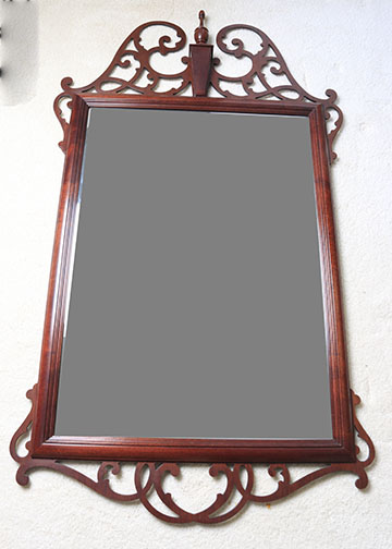 Federal Style Walnut Chest of Drawers